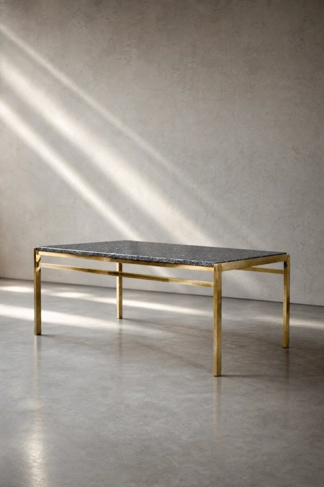 Mid-Century Italiaanse moderne salontafel van messing met stenen blad, jaren 1970 photo vintage