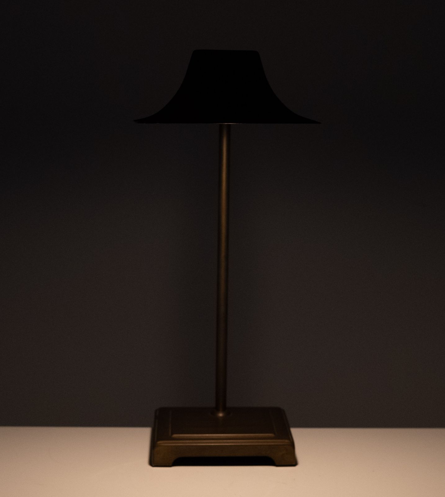 514.0 Herda Bronzen Bureaulamp, Vintage jaren 1970, Holland photo