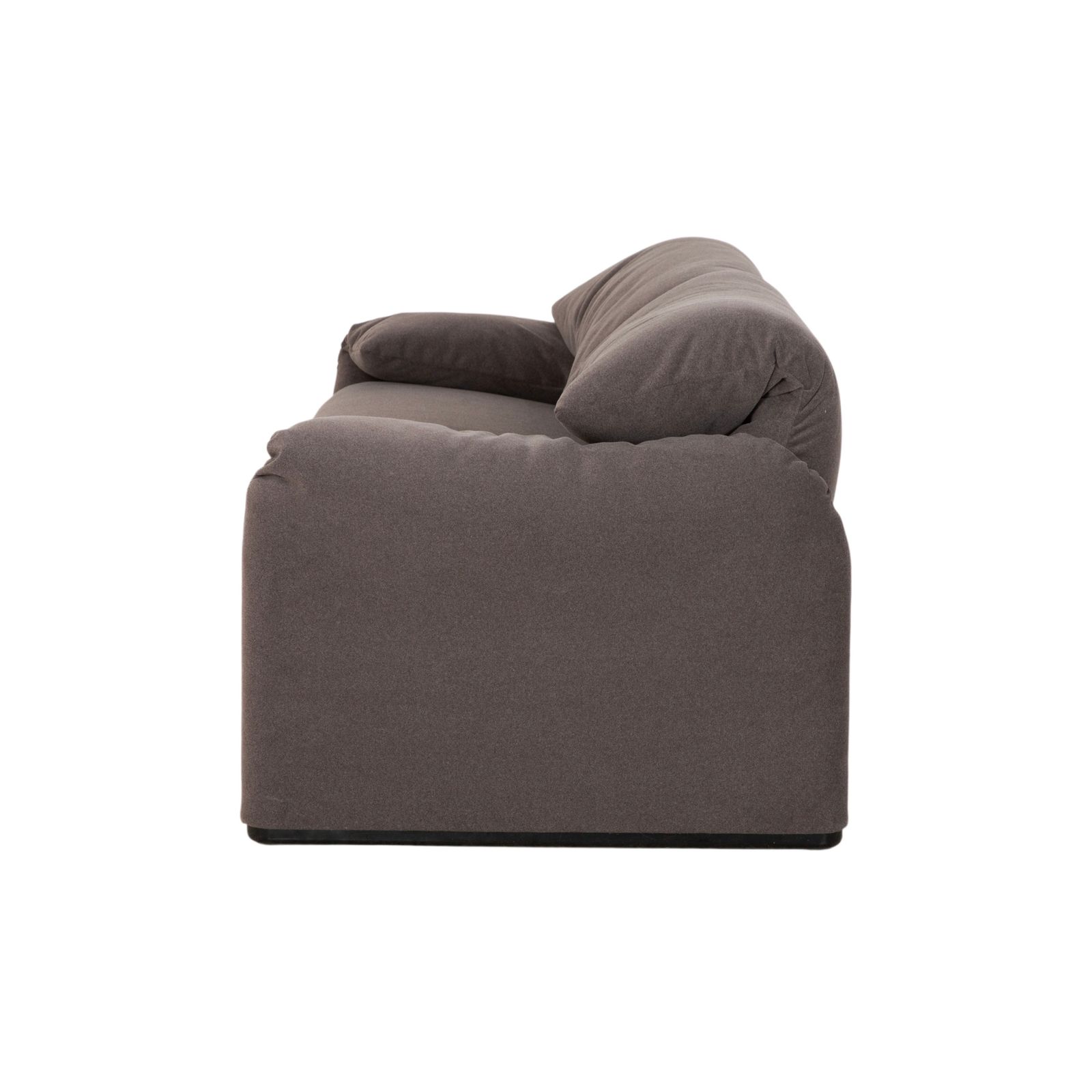 photo for sale Canapé 2 places Cassina Maralunga en tissu, gris beige, retapissé