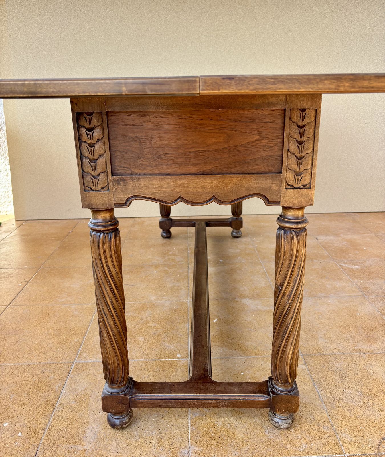Spaanse Walnoten Klaptafel met Drie Lades, jaren 1930 photo buy