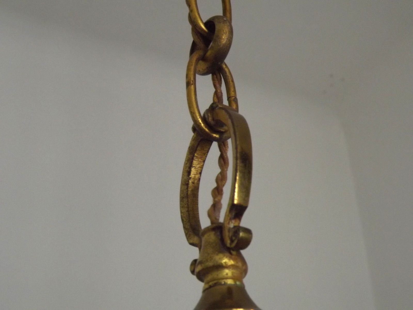 photo vintage Petite French Antique 3 Light Quality Bronze Chandelier