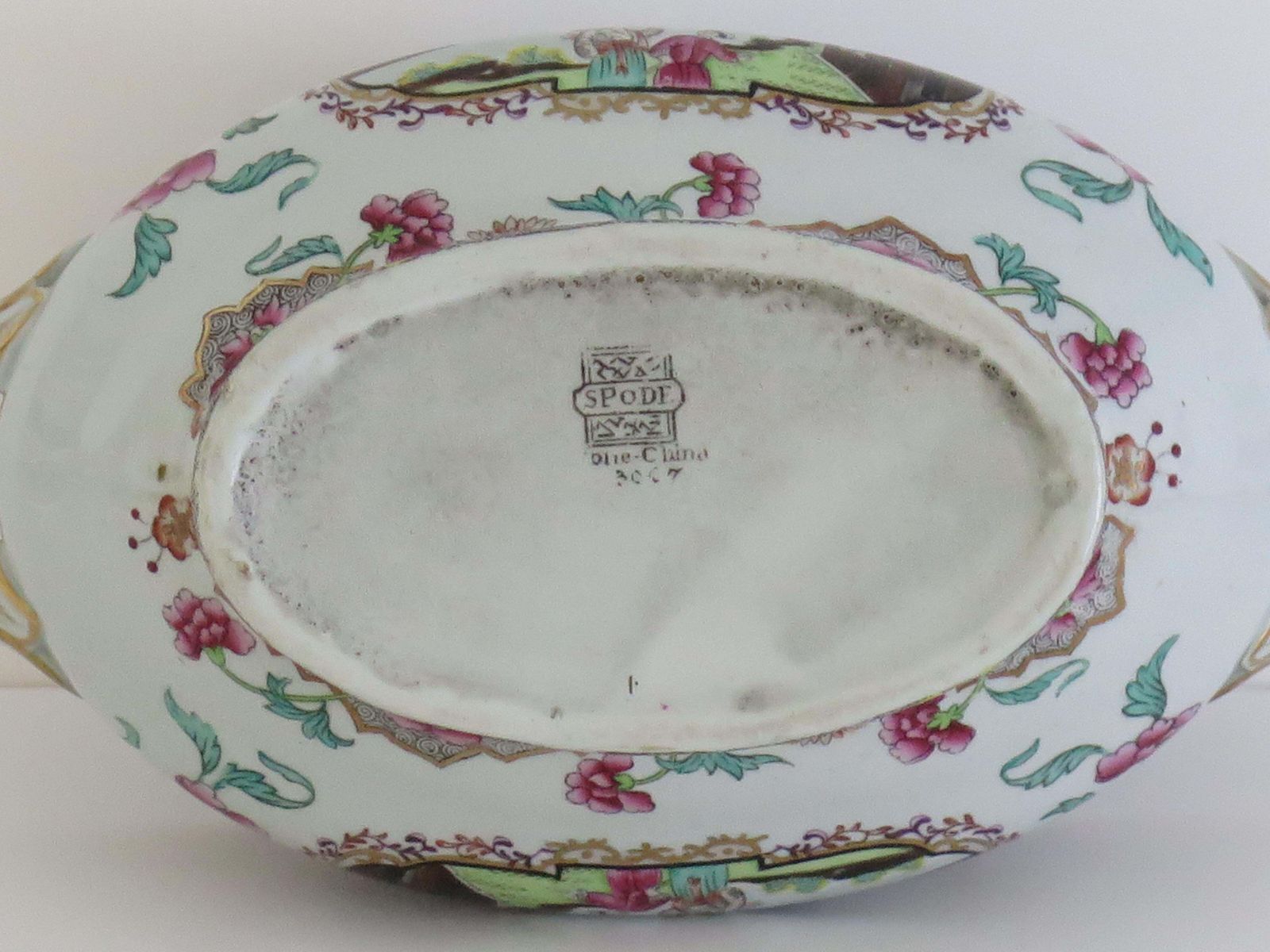 Woonaccessoires Spode Stone China sauskom, Ship Pattern nr. 3067, ca. 1810. photo
