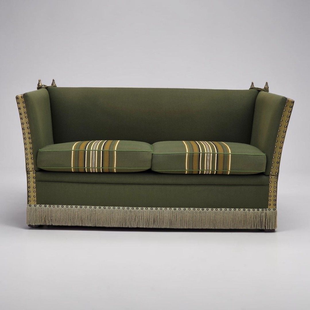 Jaren 1970, Deense 2-zits "Spanish" sofa met neervallende armleuningen, meubelwol.