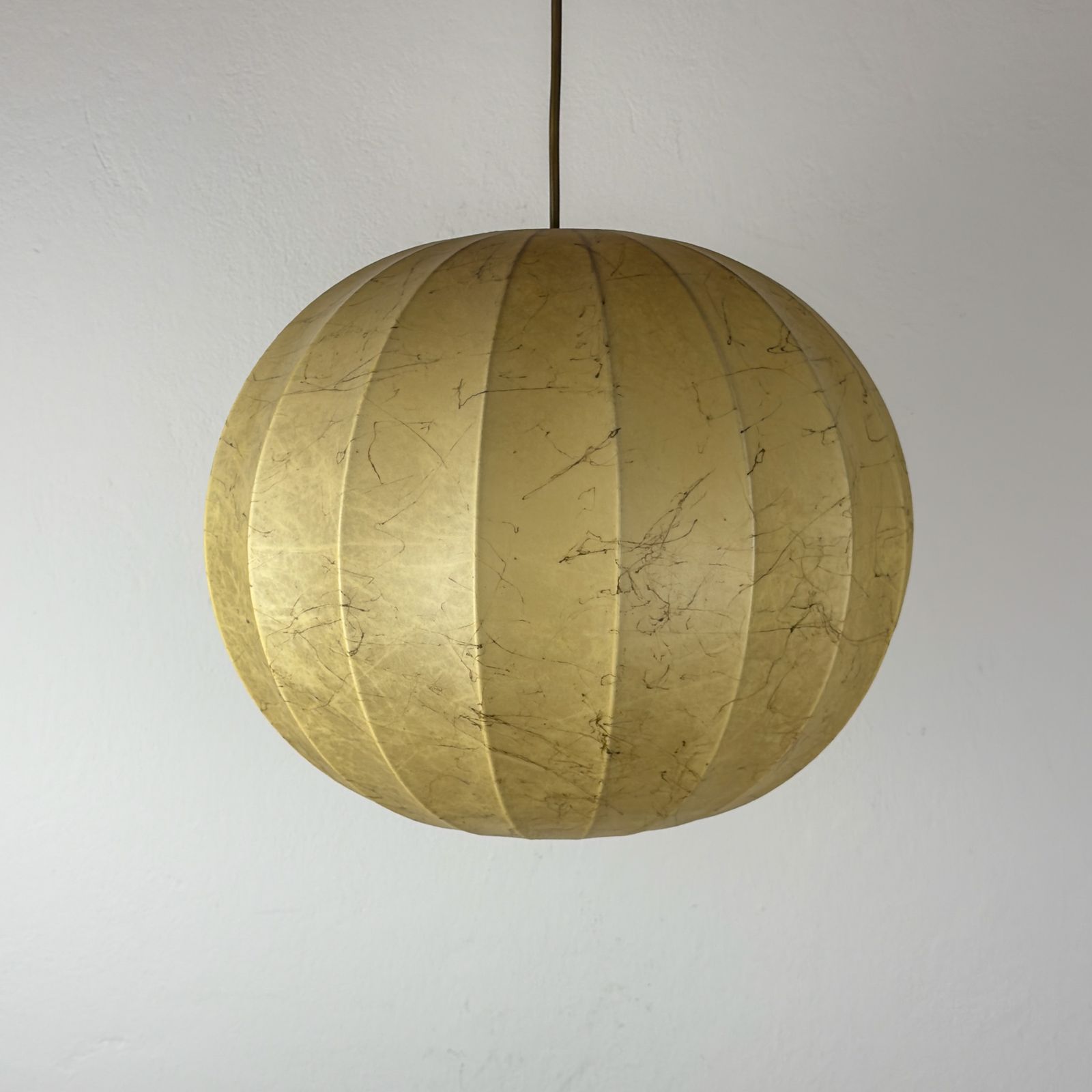 photo buy Cocoon Hanglamp van Friedel Wauer voor Goldkant Leuchten, Duitsland ca. jaren 1960