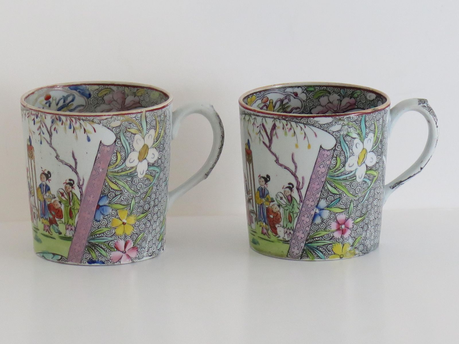 Mason's Ironstone Mugs, Chinese Scroll Pattern, Rare, ca. 1818 photo vinterior