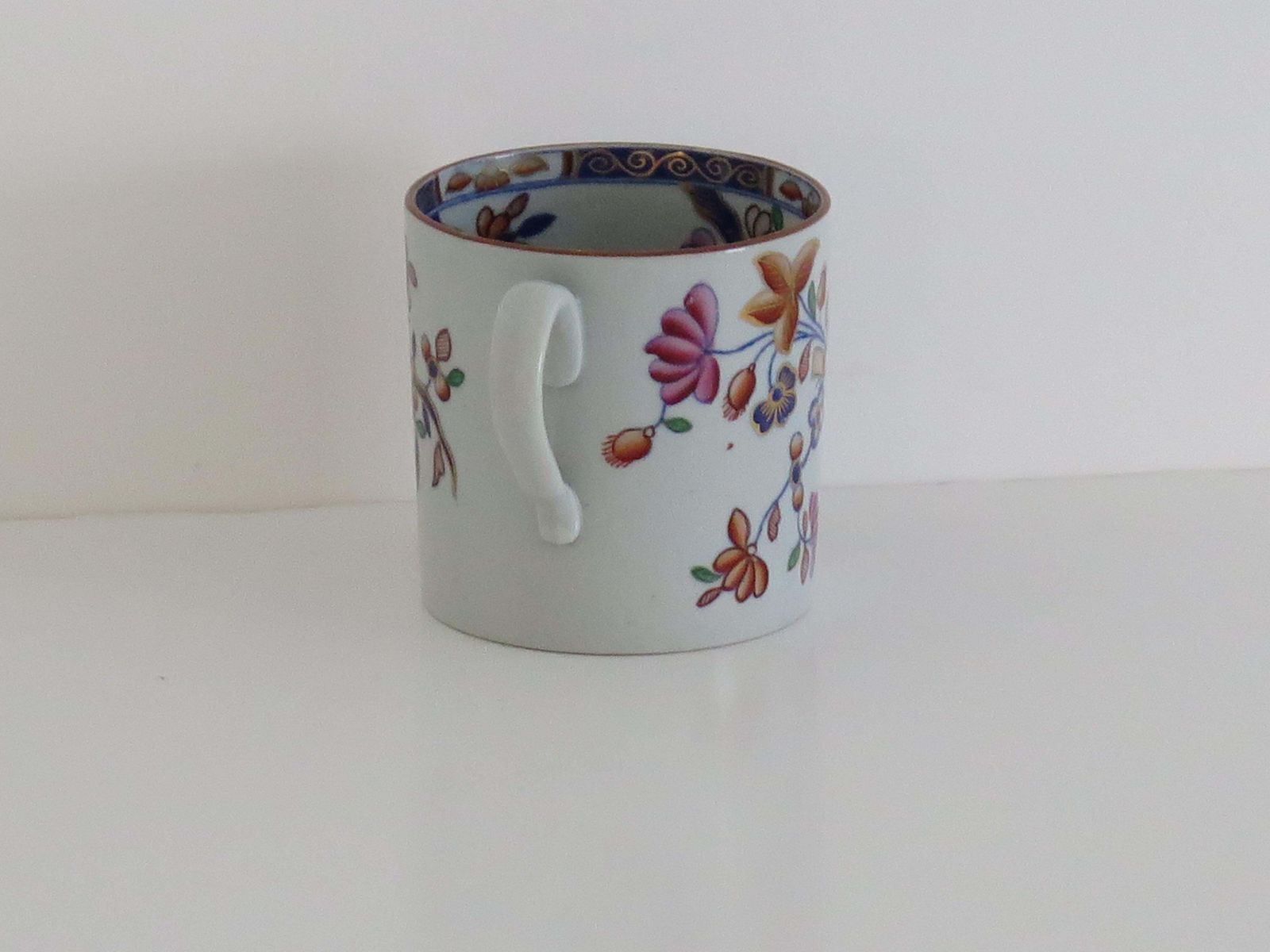 Spode antiek koffiekopje, handgeschilderd tabaksblad motief, ca. 1820 photo vinterior