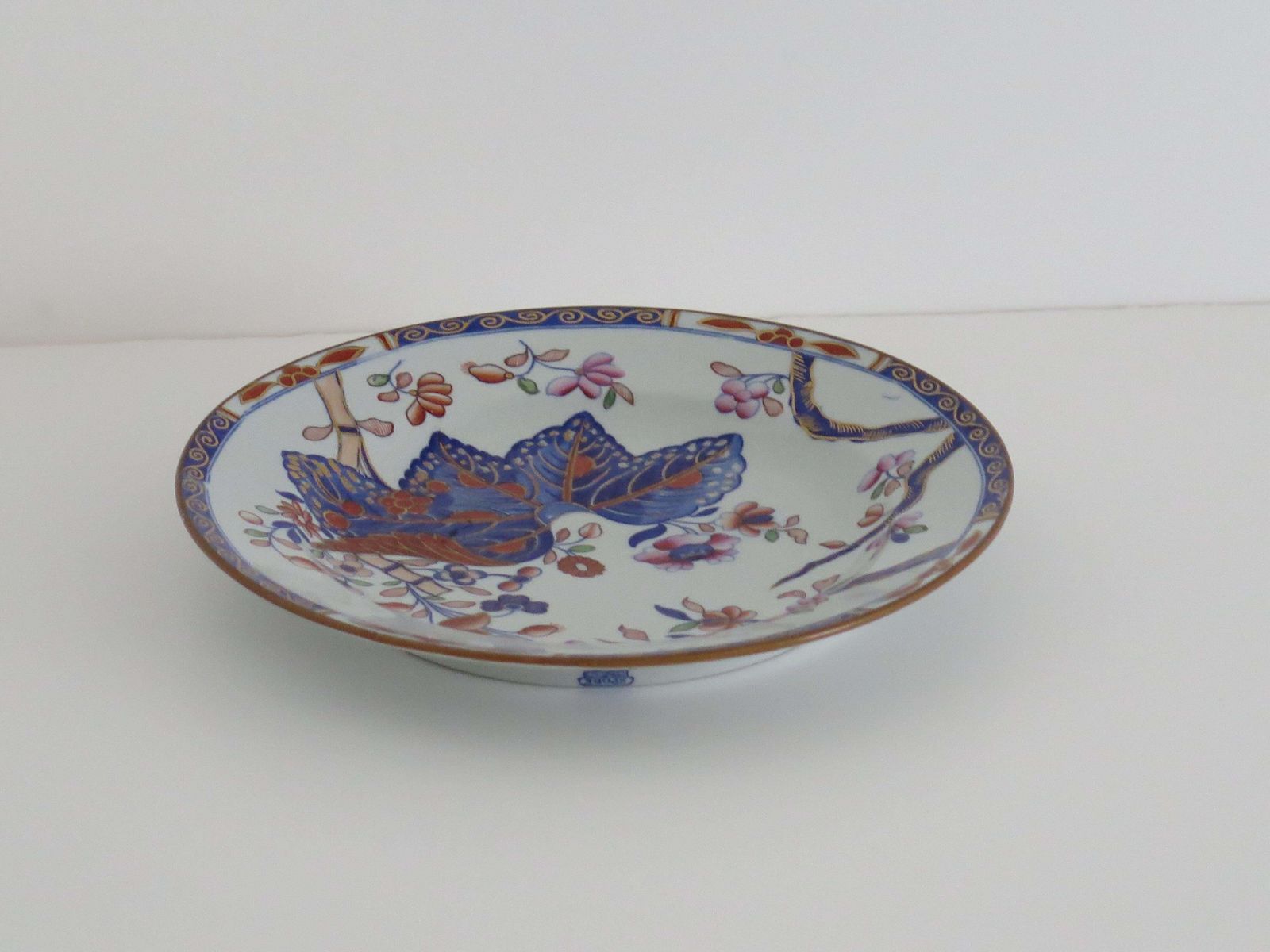 Spode Ironstone diep woestijnbord, Tobacco Leaf-patroon, ca. 1820 photo Woonaccessoires