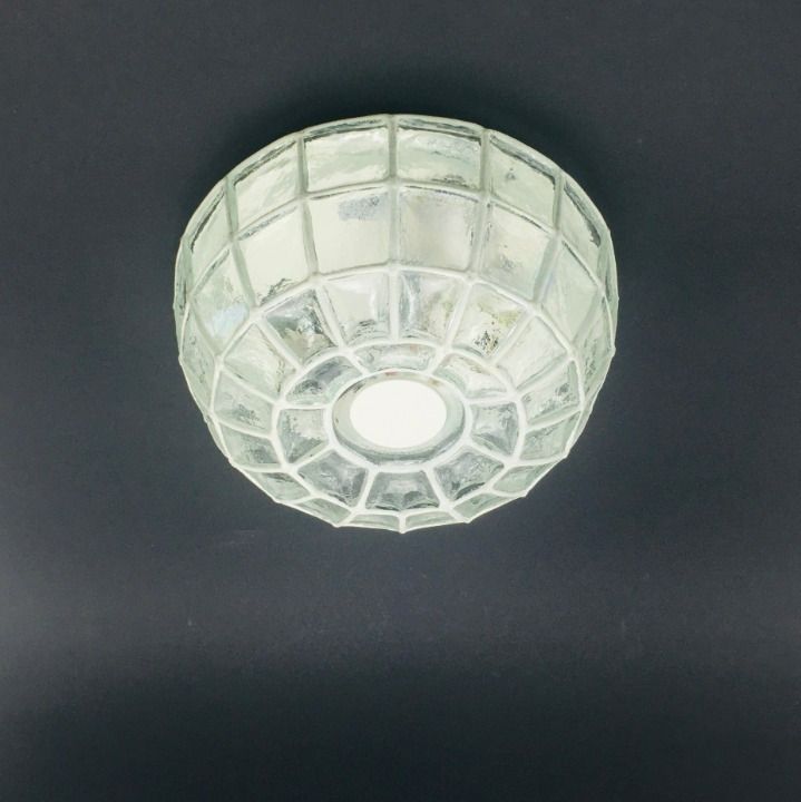Paire de plafonnier mid-century modern en fer blanc et verre, Limburg, Allemagne, années 1960/1970 photo furniture