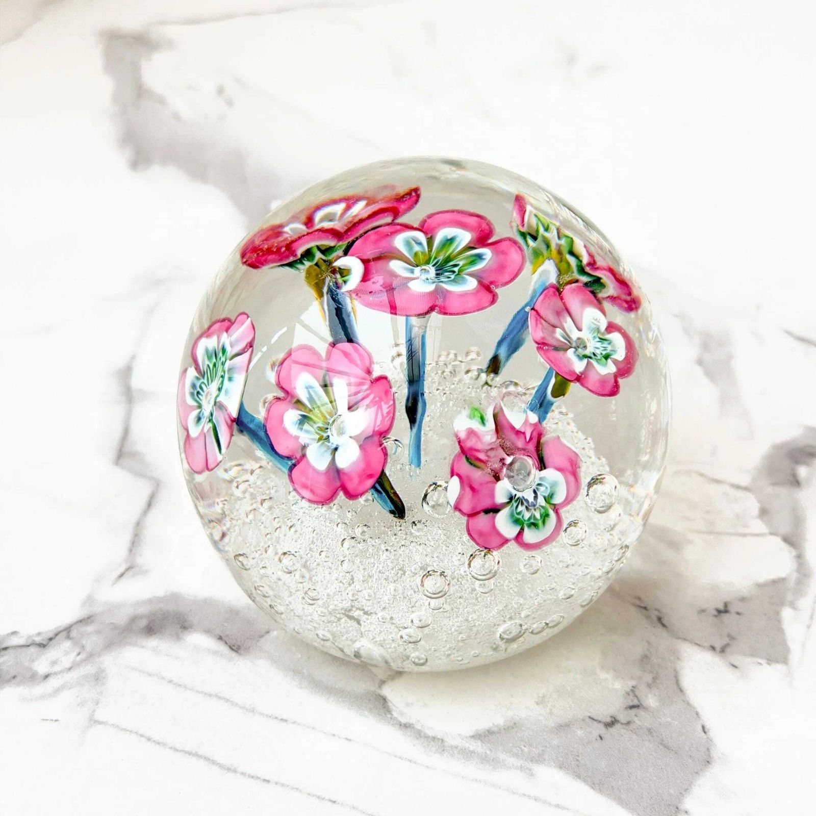 Vintage Murano Magnum Glazen Presse-papier Roze Lampwork Bloemen photo for sale