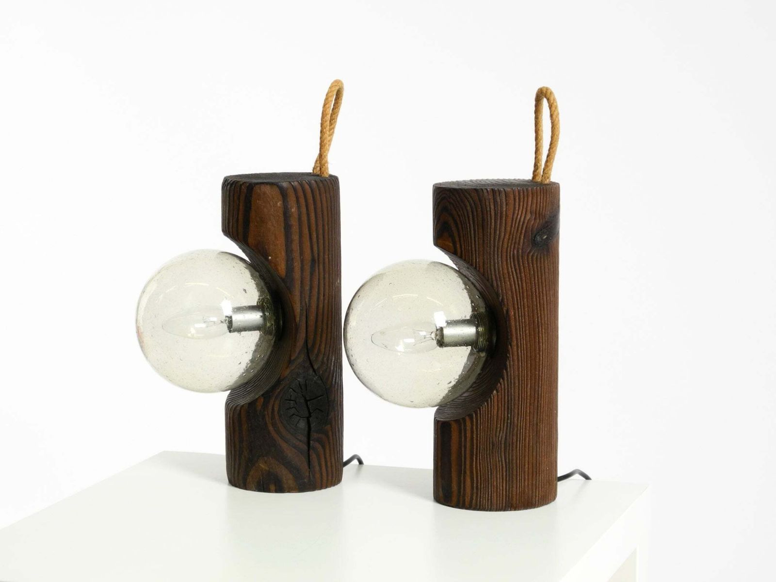 Paire de lampes de table et lampes murales Temde en pin massif, années 1960, lot de deux photo buy