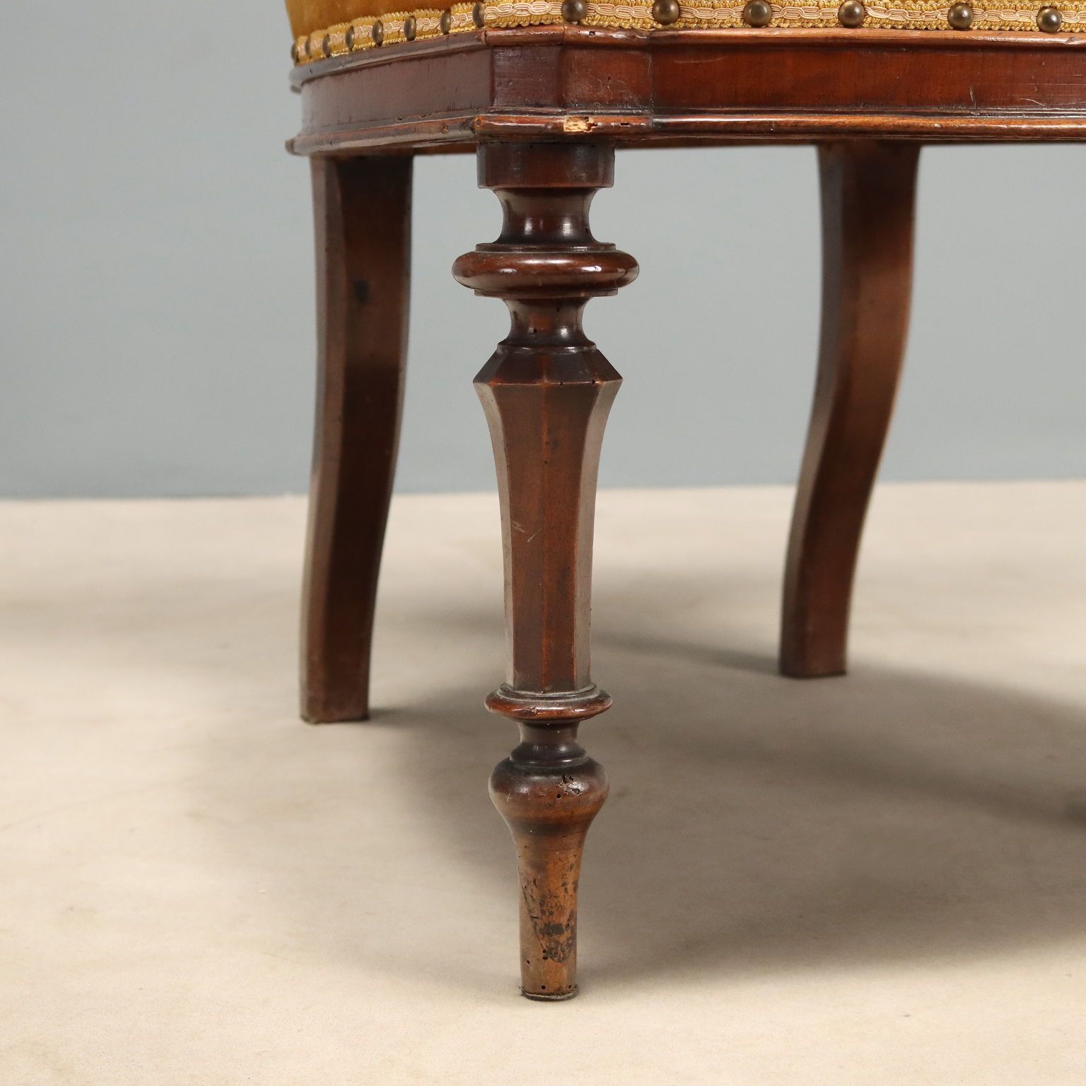 Antique Chairs Umbertino Walnut Carvings Italy XIX Century photo vintage