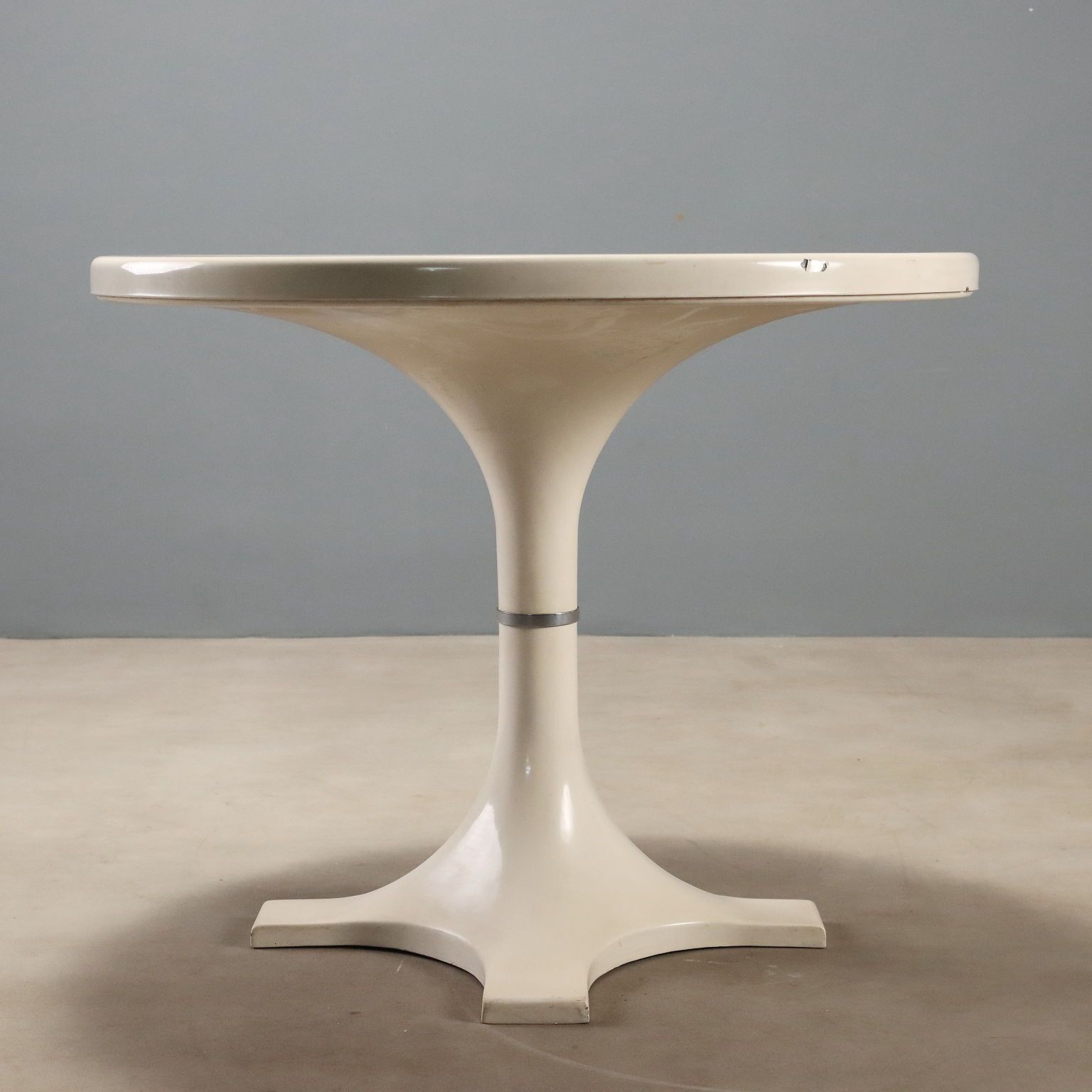 Meubels Vintage tafel Kartell 4993 design Castelli Ferrieri Gardella jaren 1960 photo