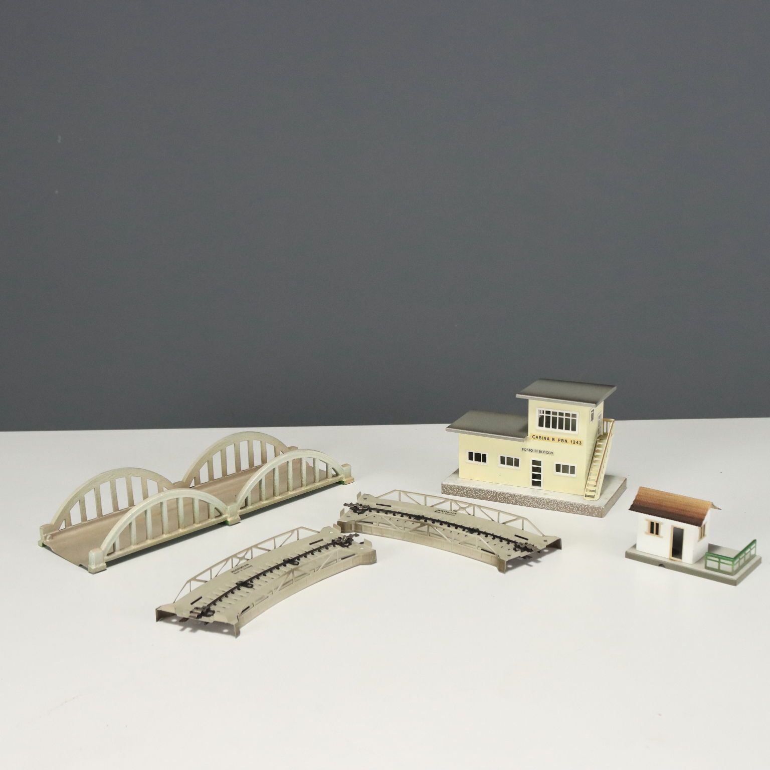photo buy Marklin schaalmodel trein met accessoires, Duitsland, ca. jaren 1950, jaren 1960