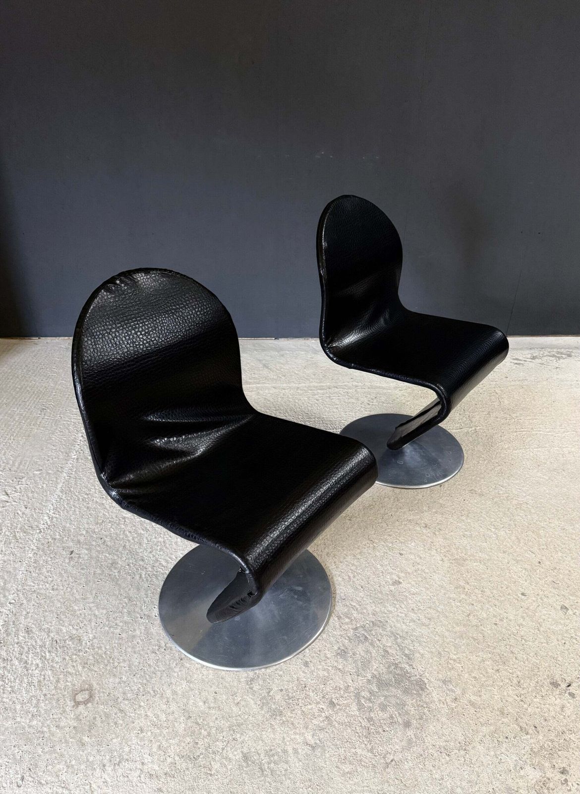 Mcm Design System 123 Dining Chairs By Verner Panton For Fritz Hansen photo buy