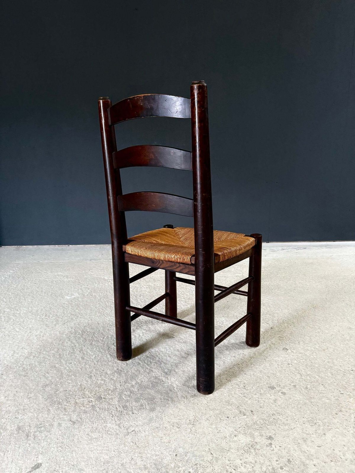 photo vintage Franse Provinciale Design Eetkamerstoelen van Georges Robert, Frankrijk jaren 1940