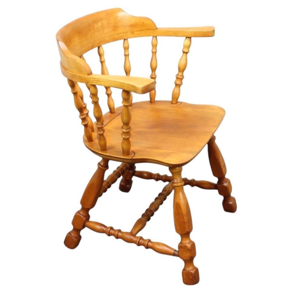 Vintage Windsor stijl spijlenrug fauteuil, Centraal-Europa, ca. jaren 1970-1980