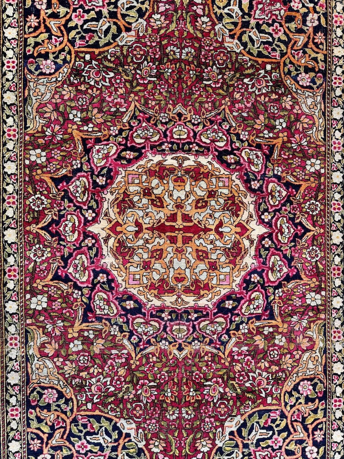 2200.0 Antique Isfahan Rug 2.09m X 1.39m photo