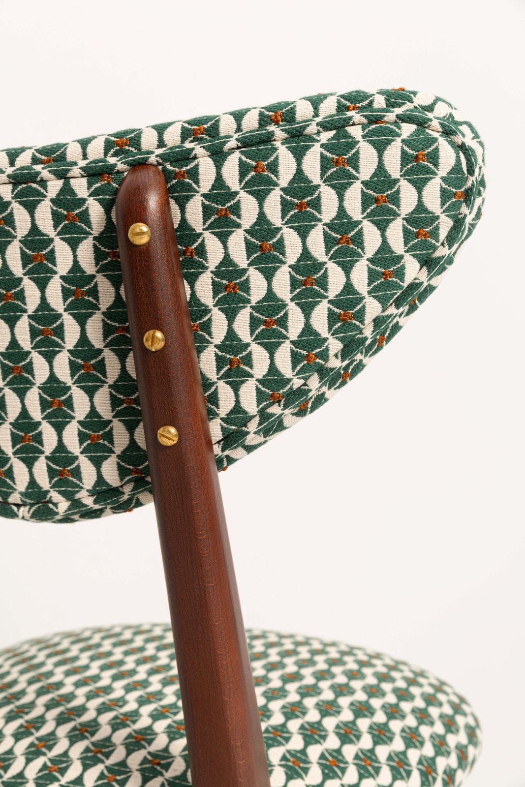 Mid-Century hartvormige stoel, wit en groen art deco jacquard, Europa, jaren 1960 photo buy
