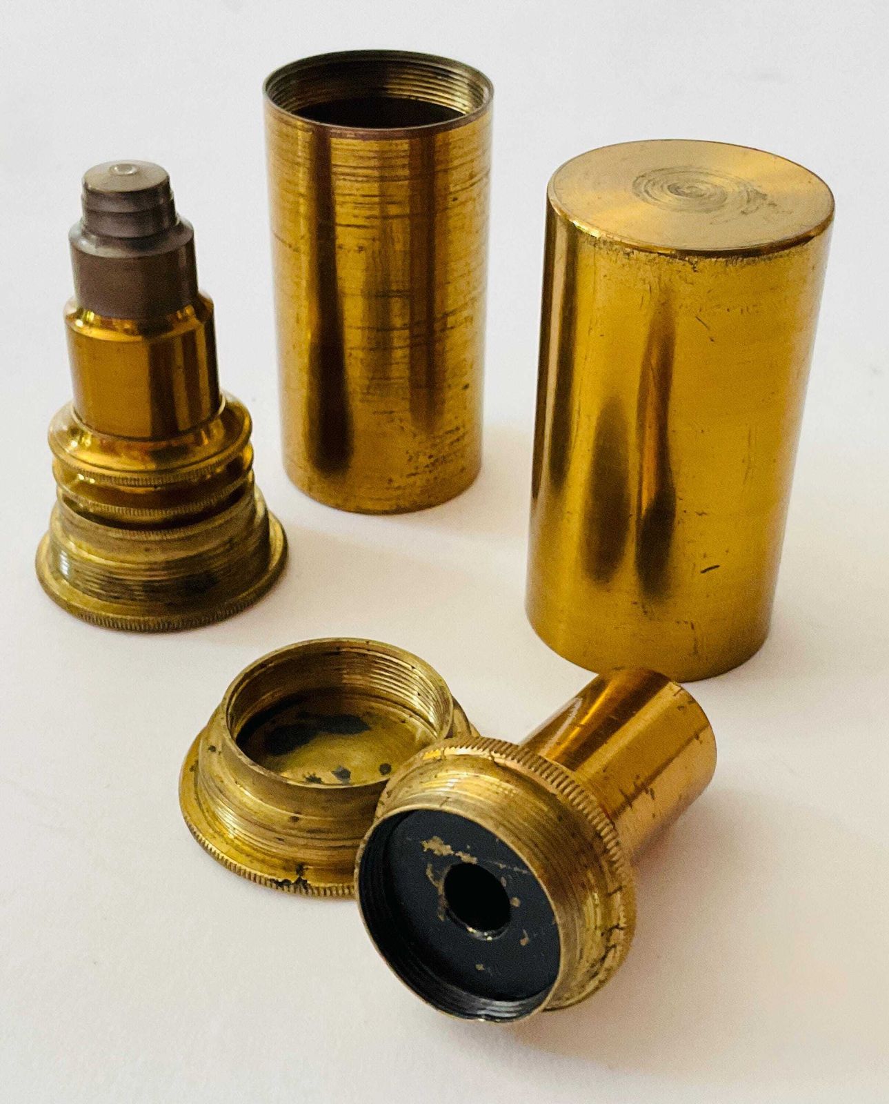 650.0 Edwardian Messing Microscoop Set, Compleet Wetenschappelijk Instrument Met Koffer (ca. 1900) photo