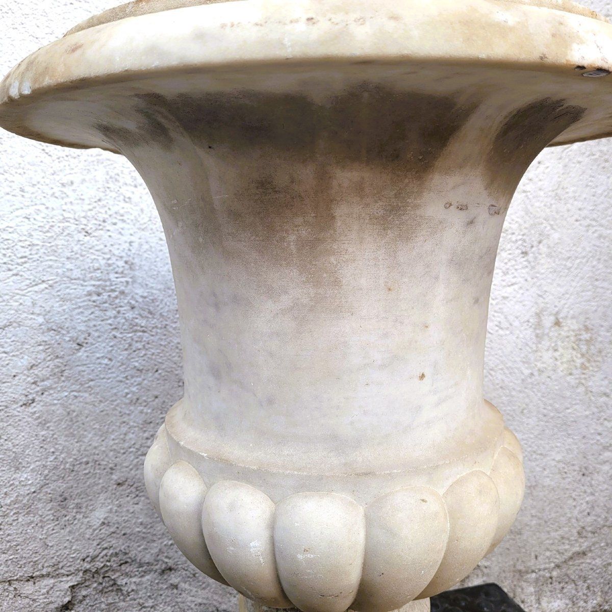 "Medici" vaas in wit marmer, eind 18e tot begin 19e eeuw photo buy