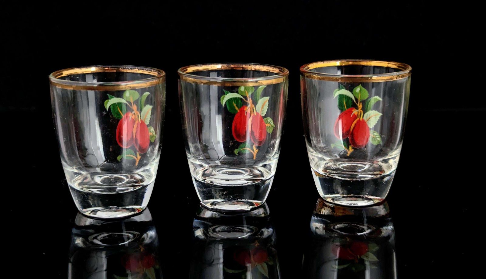Woonaccessoires Vintage Franse Shotglaasjes, Handgeschilderd, Retro photo