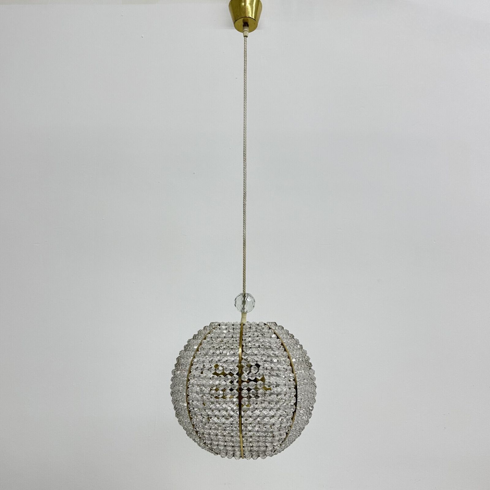Hanglamp met messing en acryl bol, Emil Stejnar, ca. jaren 1950 photo furniture