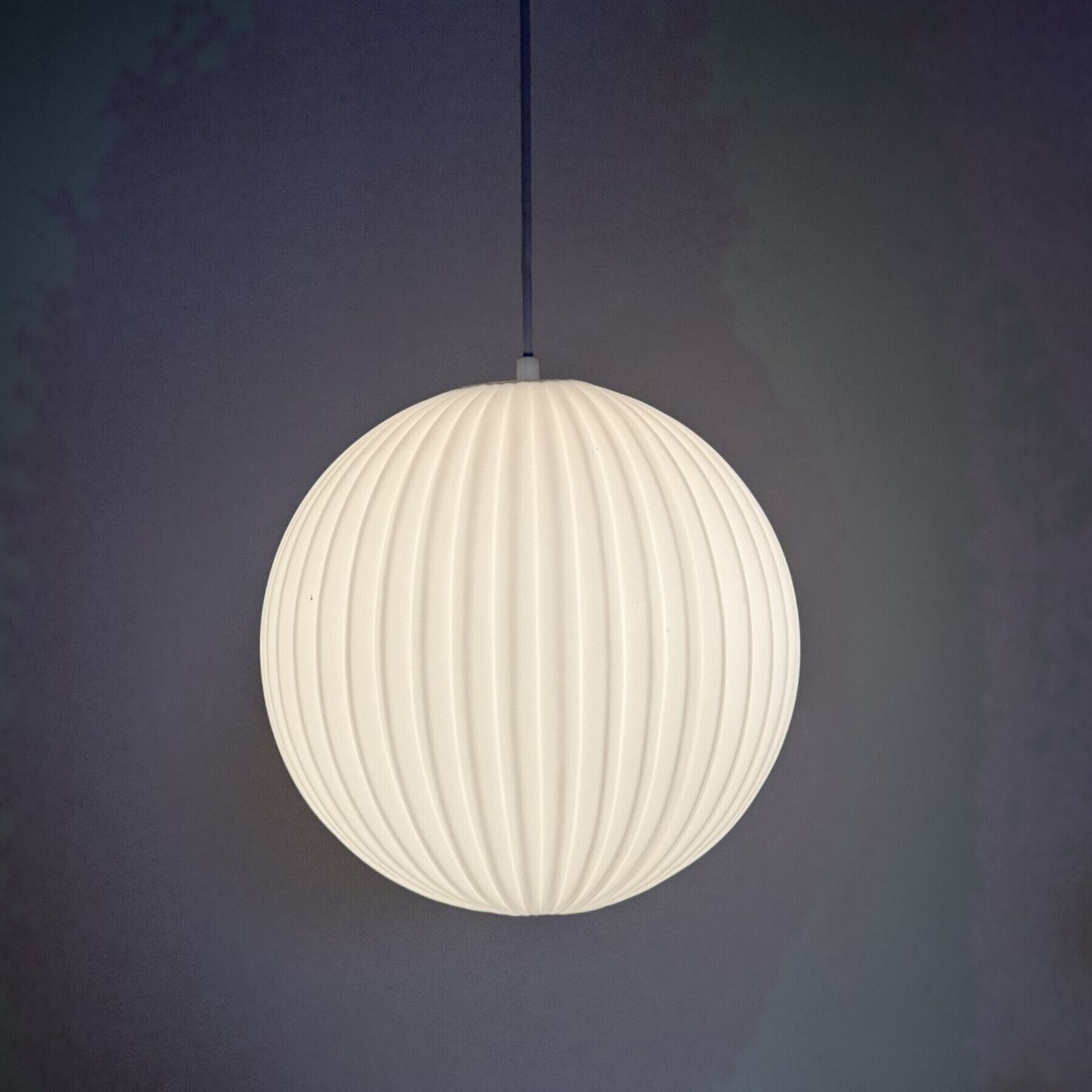 Rare suspension en verre opaline Louis Kalff pour Philips, années 1960 photo buy