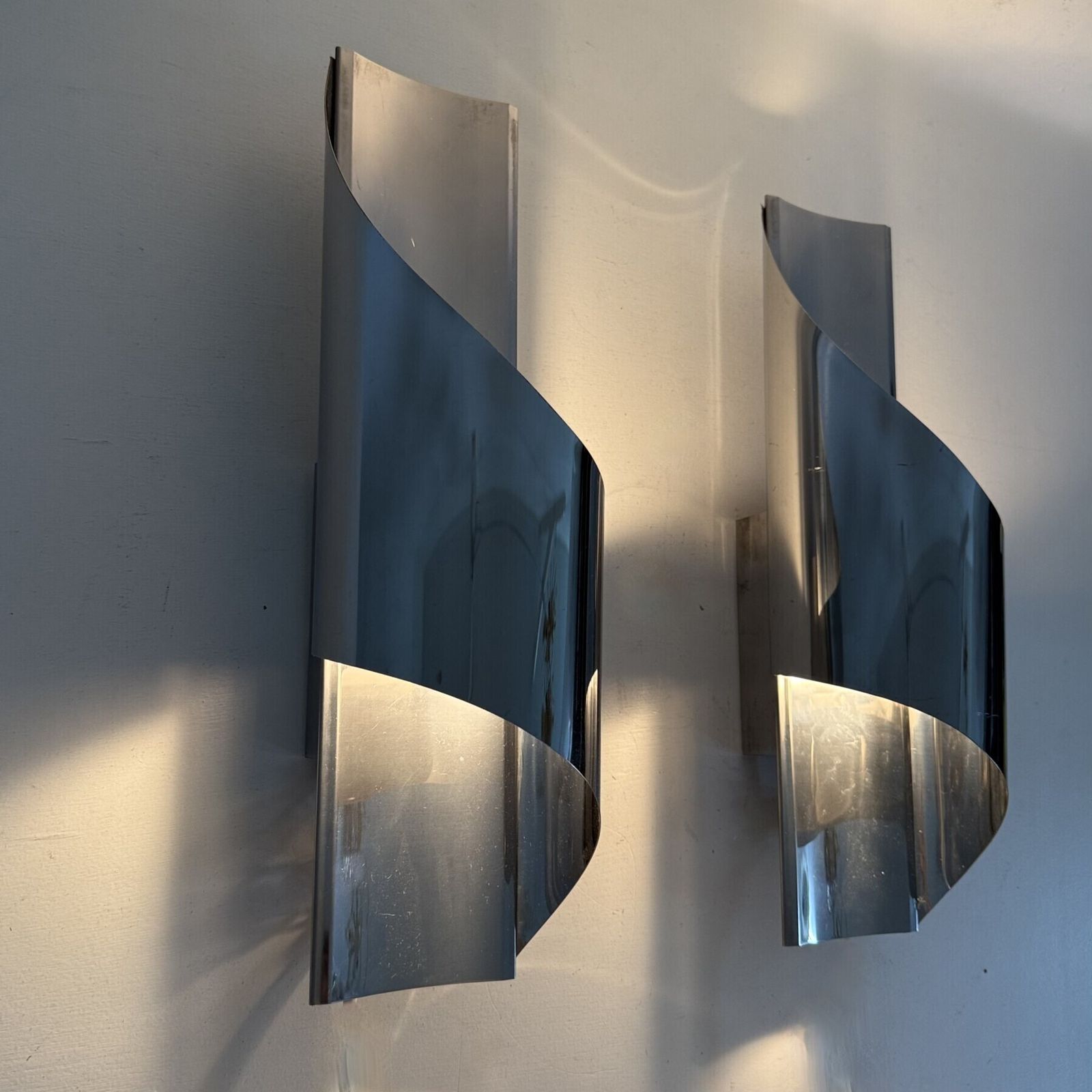 photo furniture Set Of 2 Metal Italian Wall Lamps , 1970s