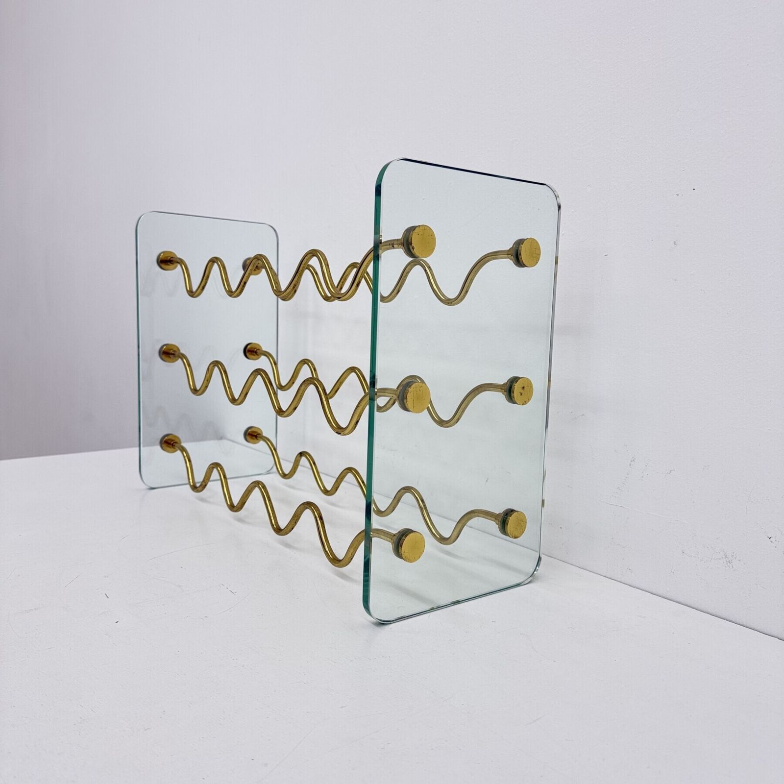 photo vinterior French Wine Rack In Glass And Brass By David Lange, 1970s
