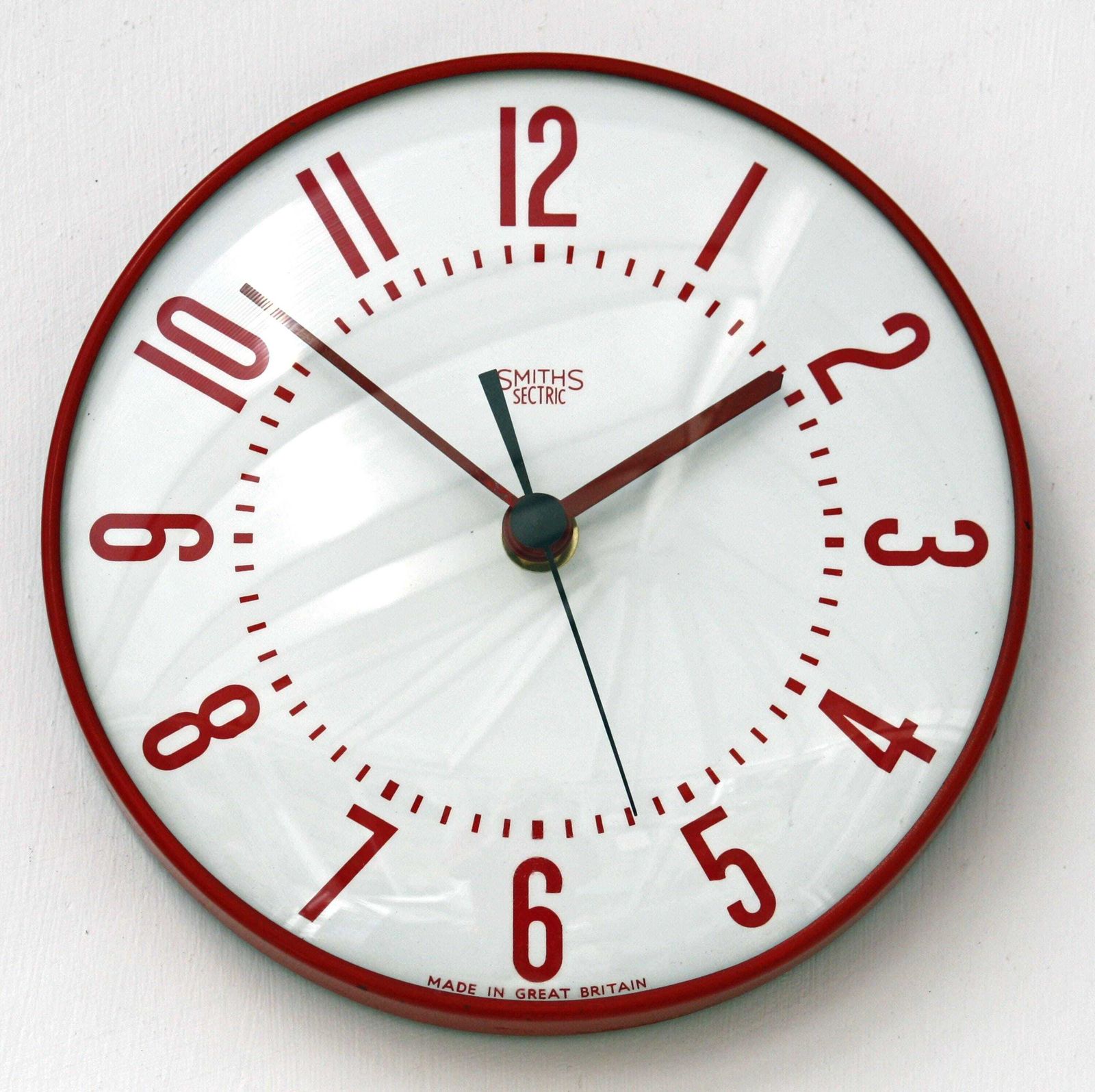 Vintage Smiths Wall Clock   18cm Red Retro Mid Century Clock Gift Kitchen Clock Off The Wall Clocks photo furniture