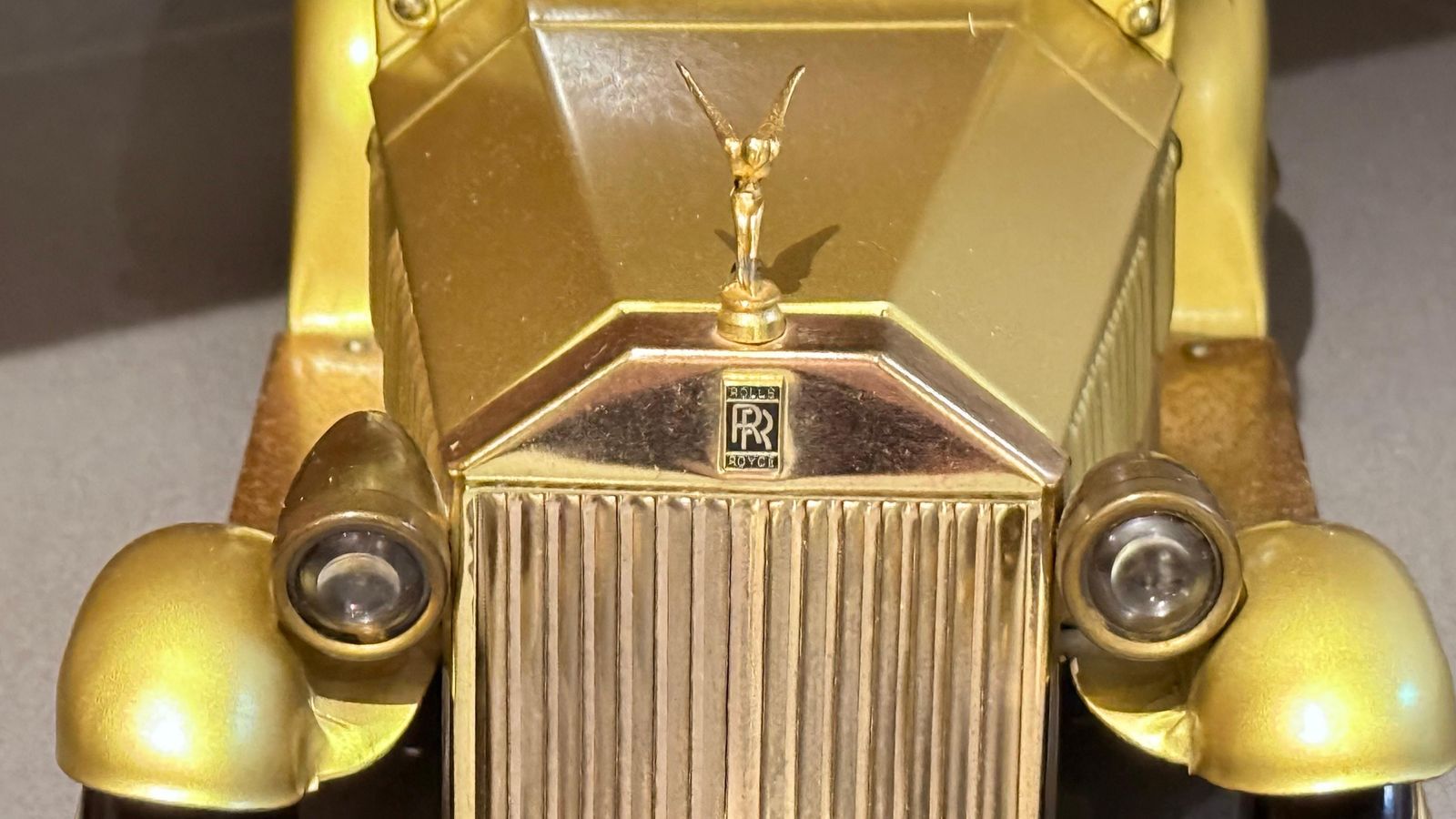 photo vinterior Luxe Muzikale Rolls Royce Barware Set Antiek Kristallen Karaf & 4 Shotglazen
