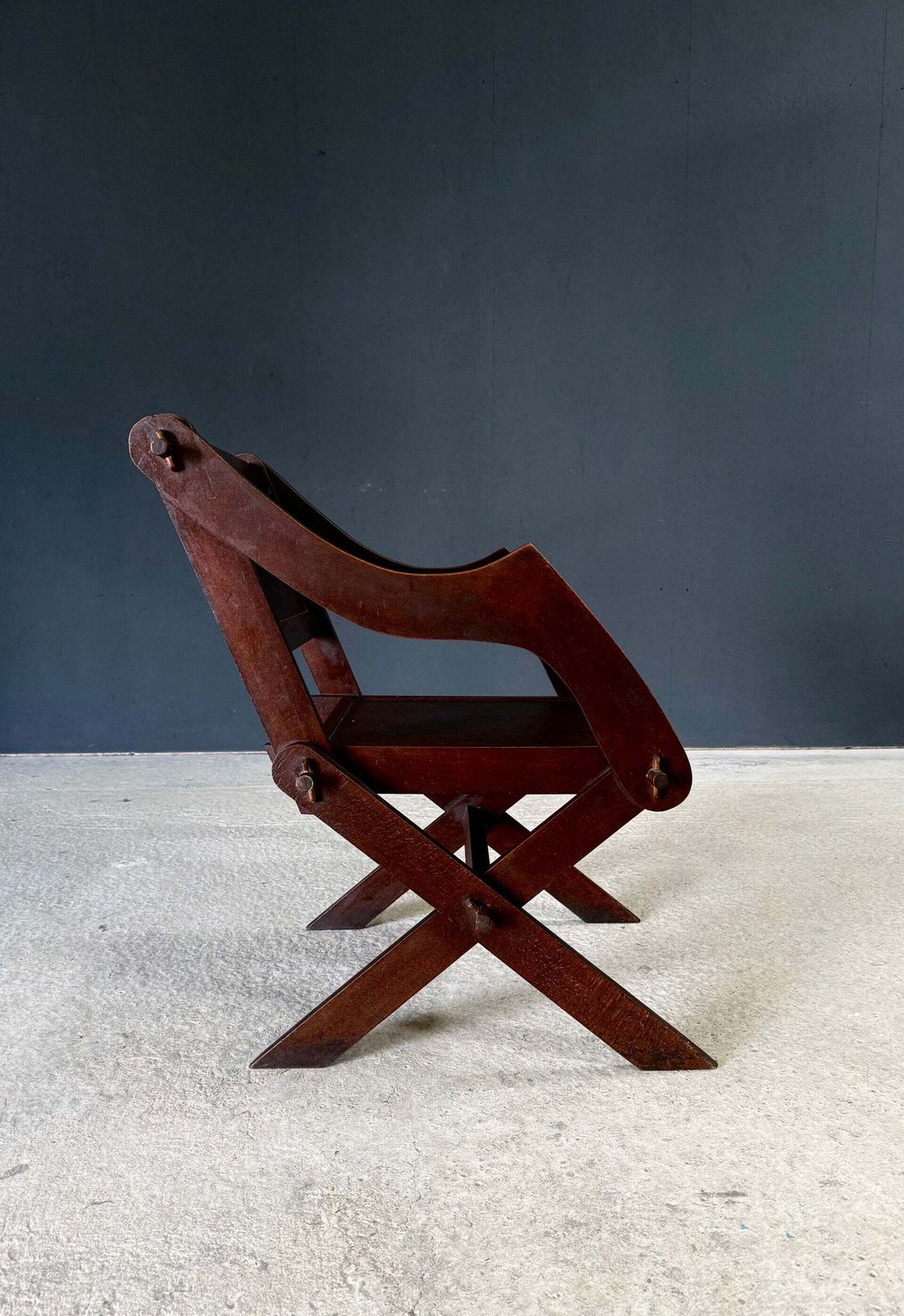 Begin 20e eeuw Design Glastonbury X Frame Chair photo vinterior