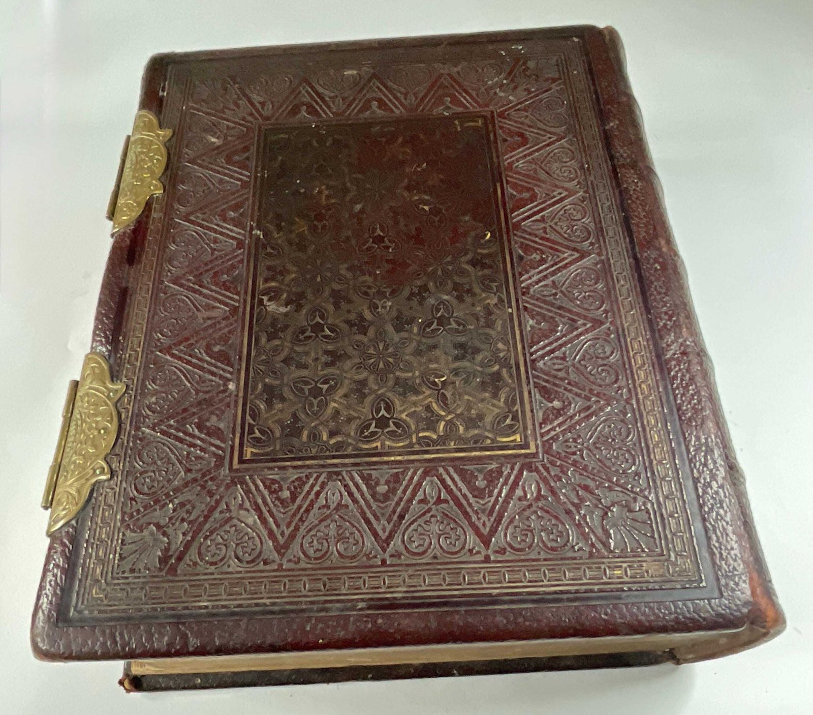 Antique Victorian Family Bible With Brass Clasps (Circa 1870s) | Blackie & Son Folio photo 285.0