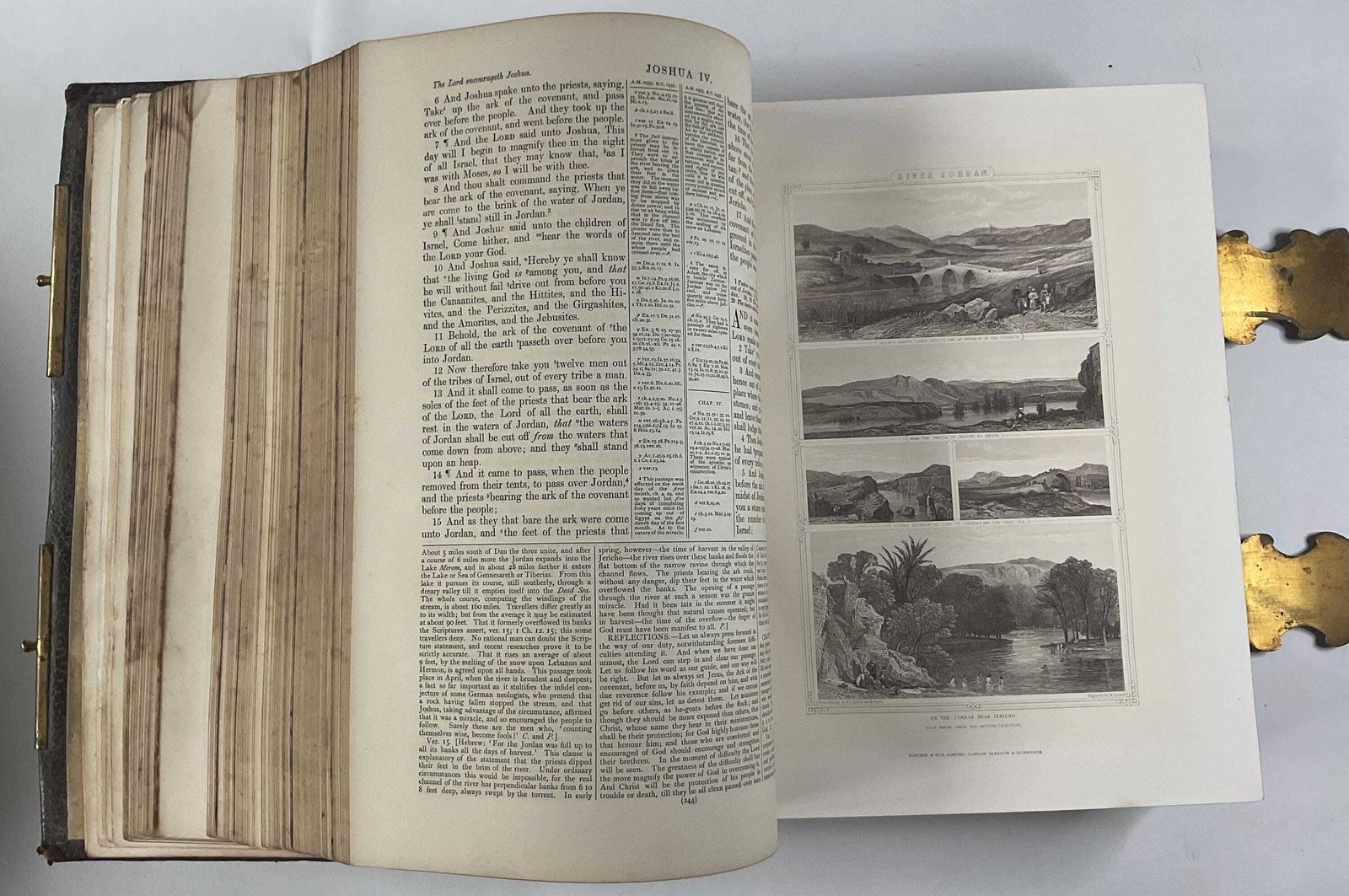 photo buy Antieke Victoriaanse familiebijbel met messing sloten (ca. 1870s) | Blackie & Son Folio