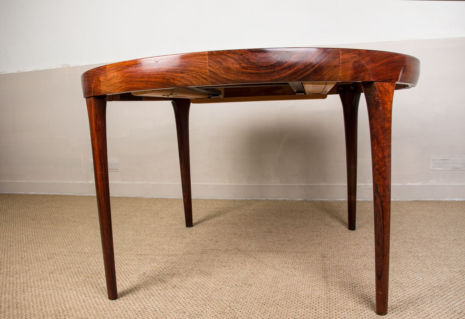 Table à manger danoise extensible en palissandre par Ib Kofod Larsen pour Faarup Møbelfabrik, 1960. photo buy