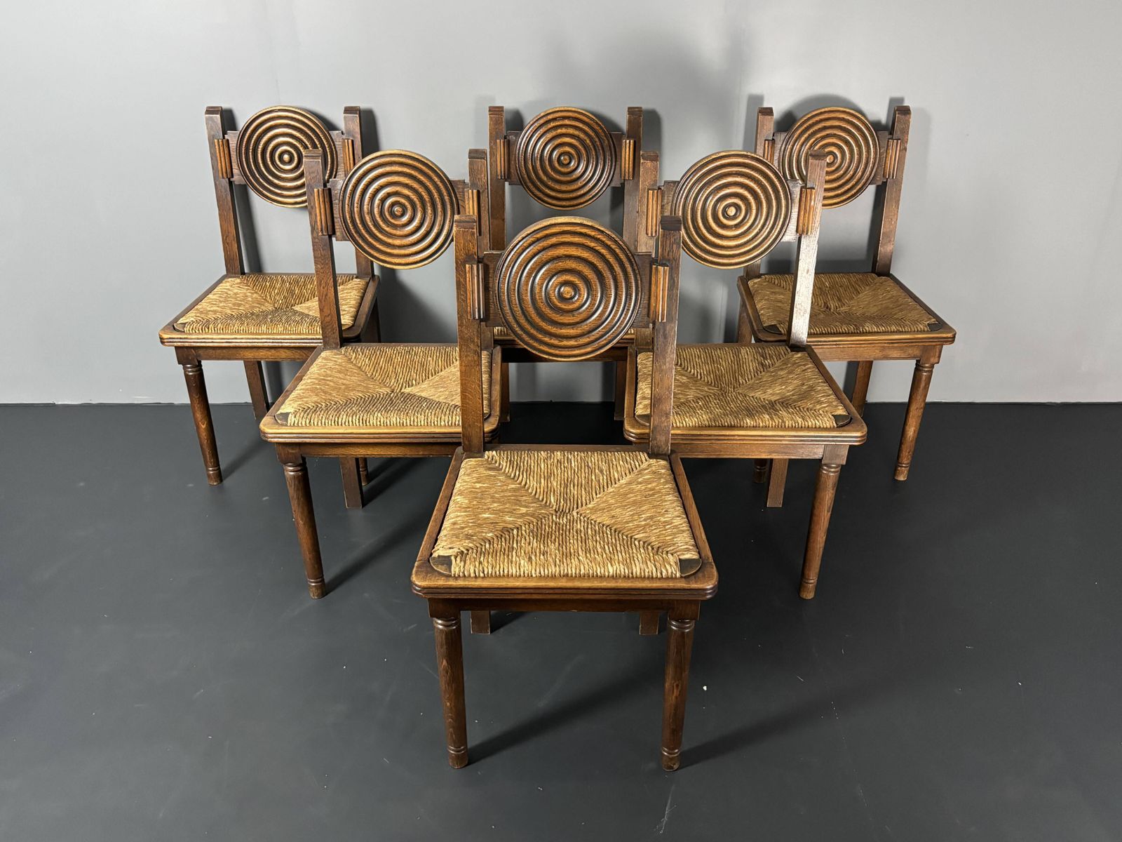 6 chaises à manger rustiques en bois, pieds tournés et assise en jonc photo furniture
