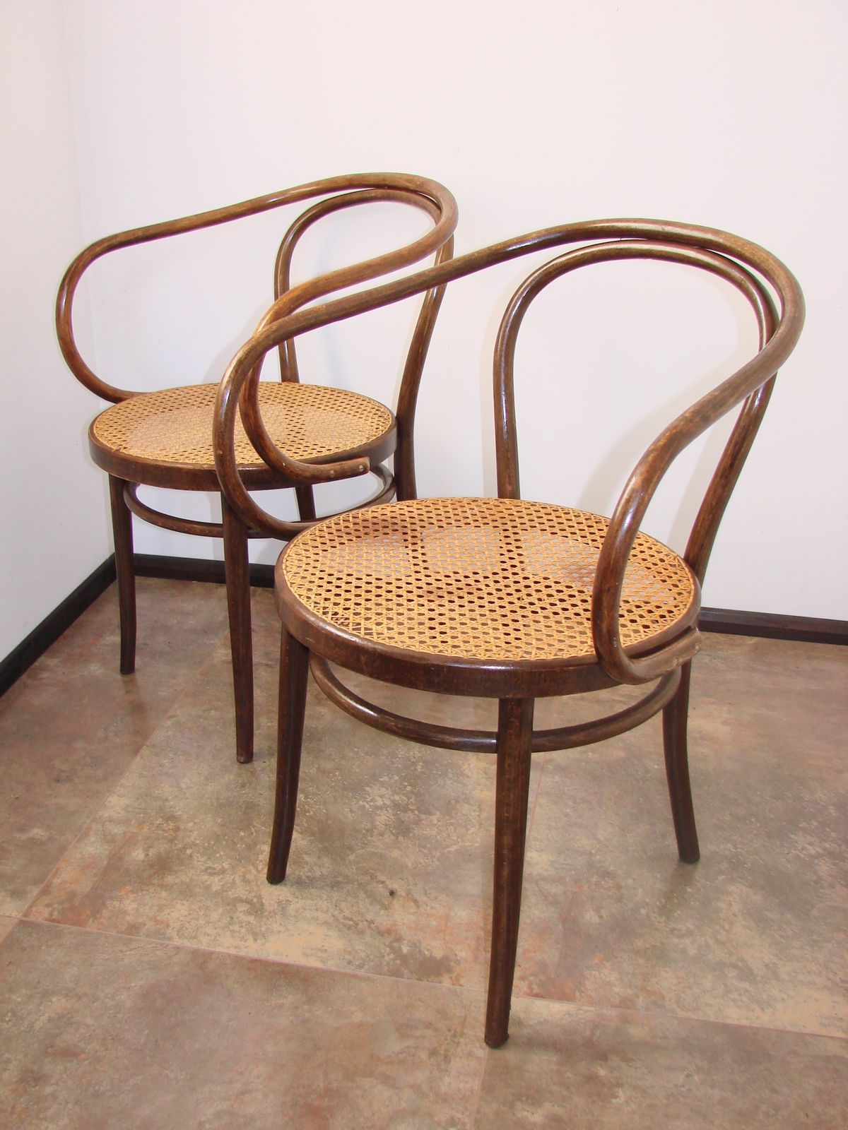Een paar Thonet B9/209 fauteuils, nr. 209, Radomsko, jaren 1960. photo for sale