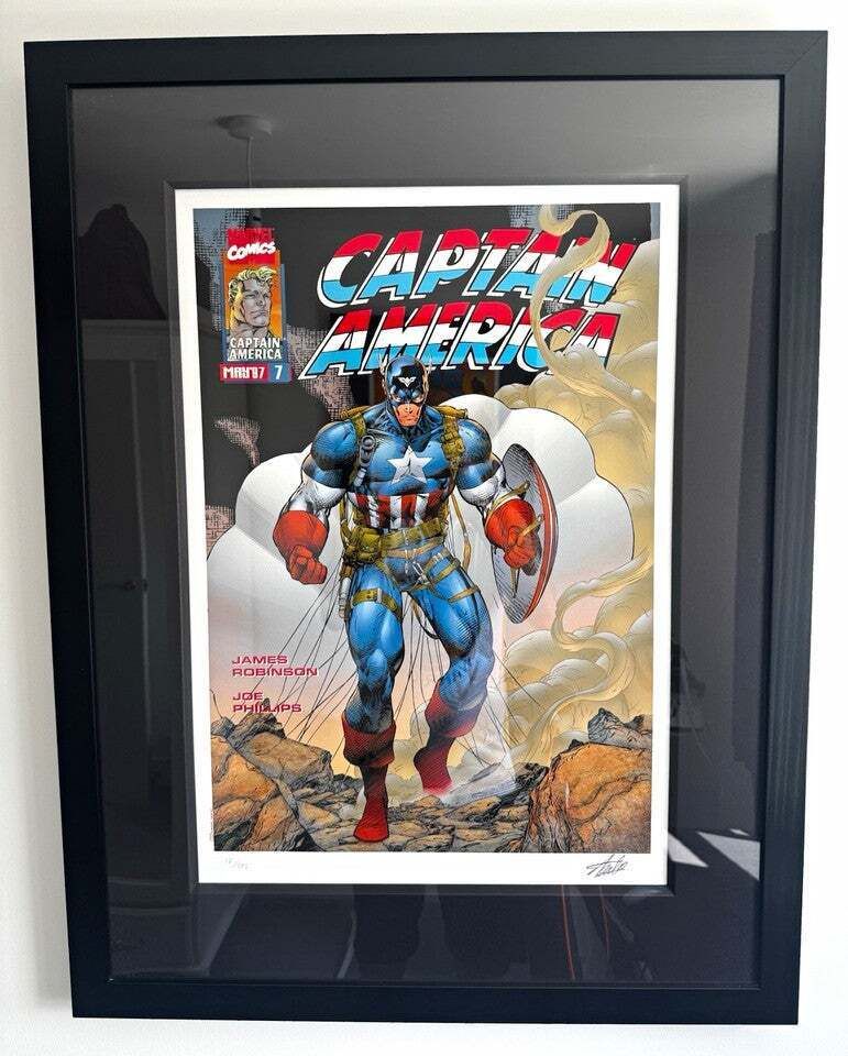 Marvel Superheroes   Portfolio Of 6. Ingelijst, Handgesigneerd door Stan Lee photo furniture