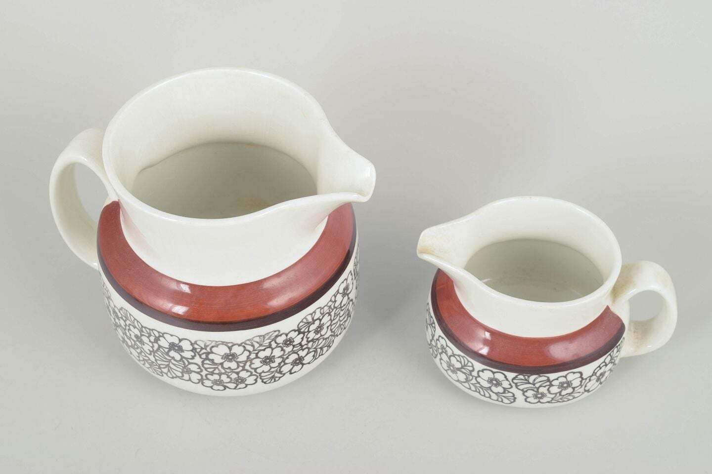 Gefle, Suède. Ensemble de deux pichets en grès « Agneta », années 1970. photo furniture