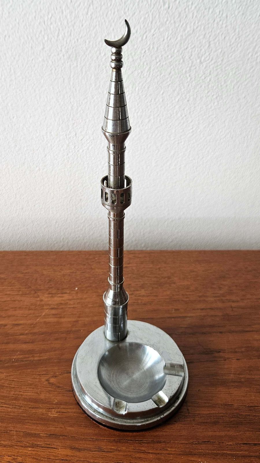 Zeldzame mid-century asbak, model Eger Minaret, Hongarije, ca. jaren 1970 photo vinterior