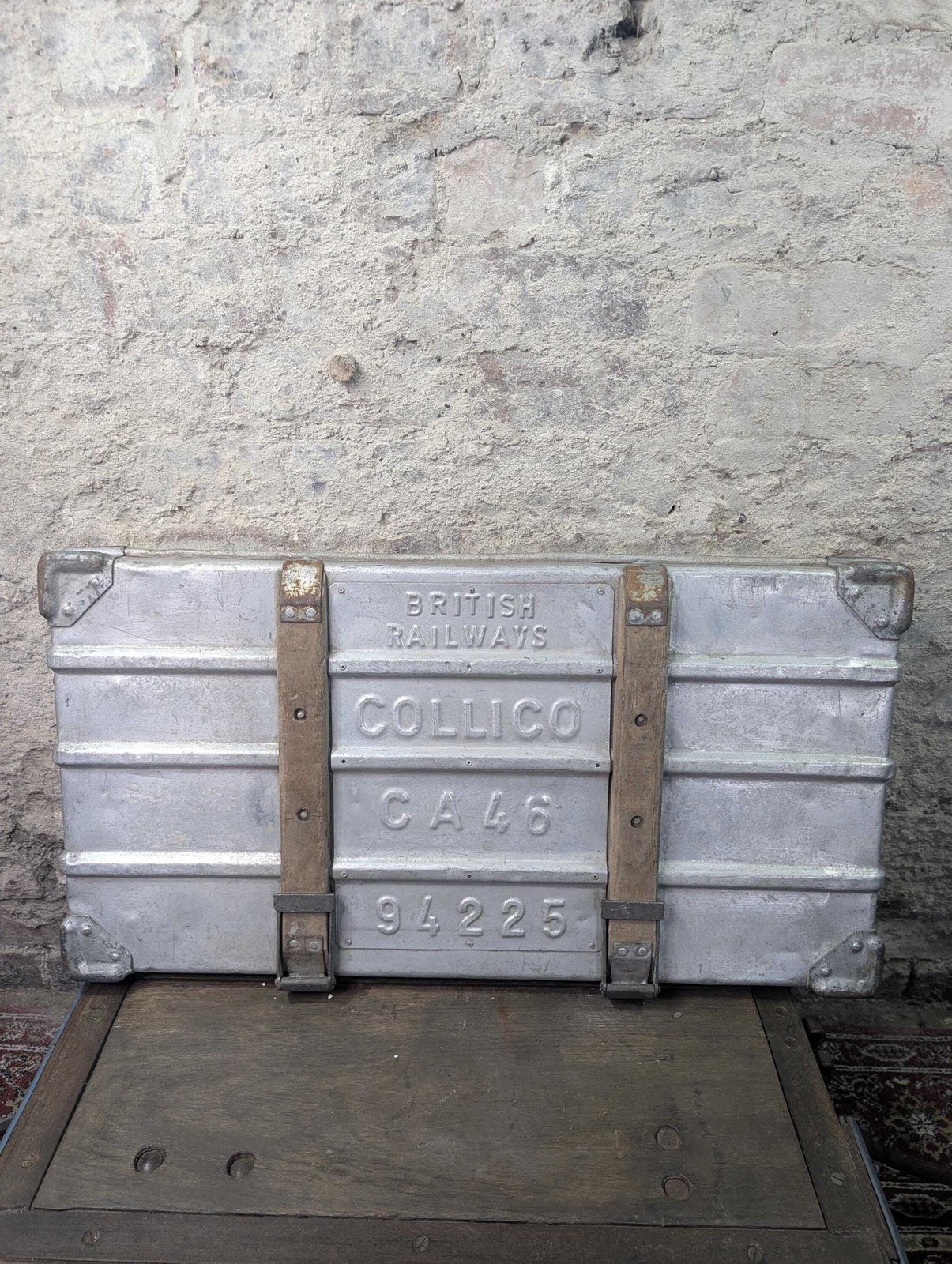 Vintage British Railways Collico aluminium transitkoffer, industriële spoorweg opslagkist