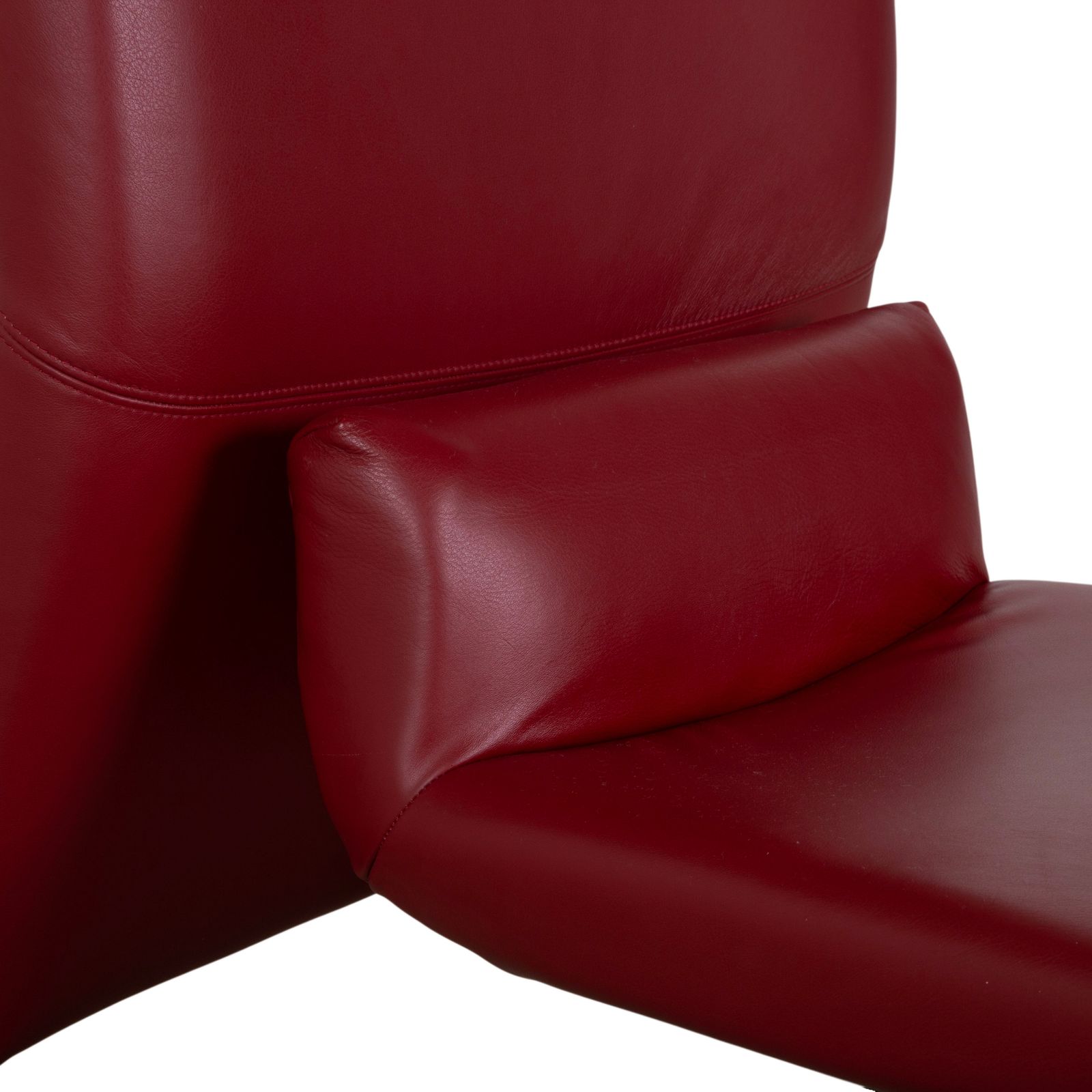 Fauteuil Koinor en cuir rouge photo 893.0