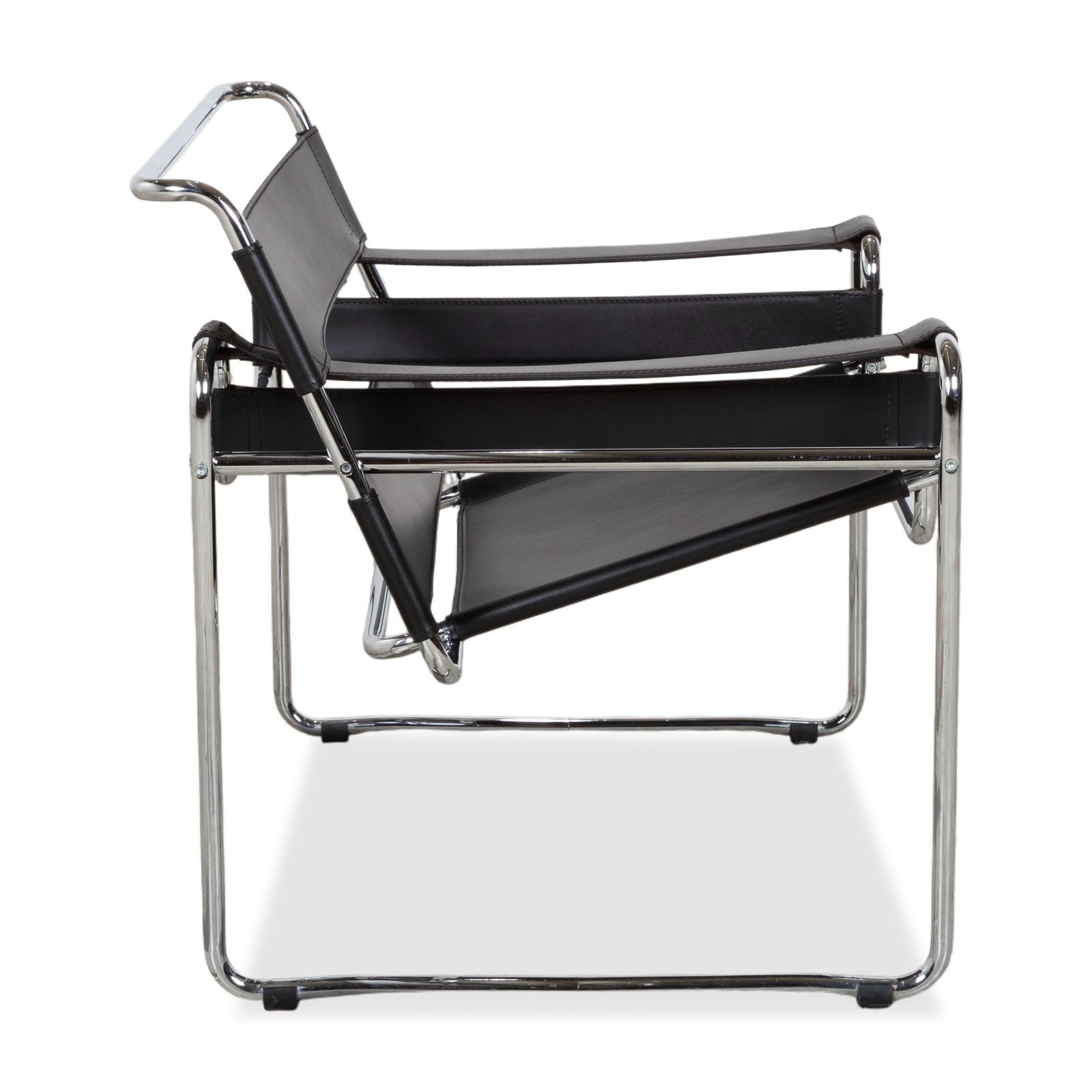 photo for sale Knoll International Wassily Chair Leather Armchair Black Chair Marcel Breuer