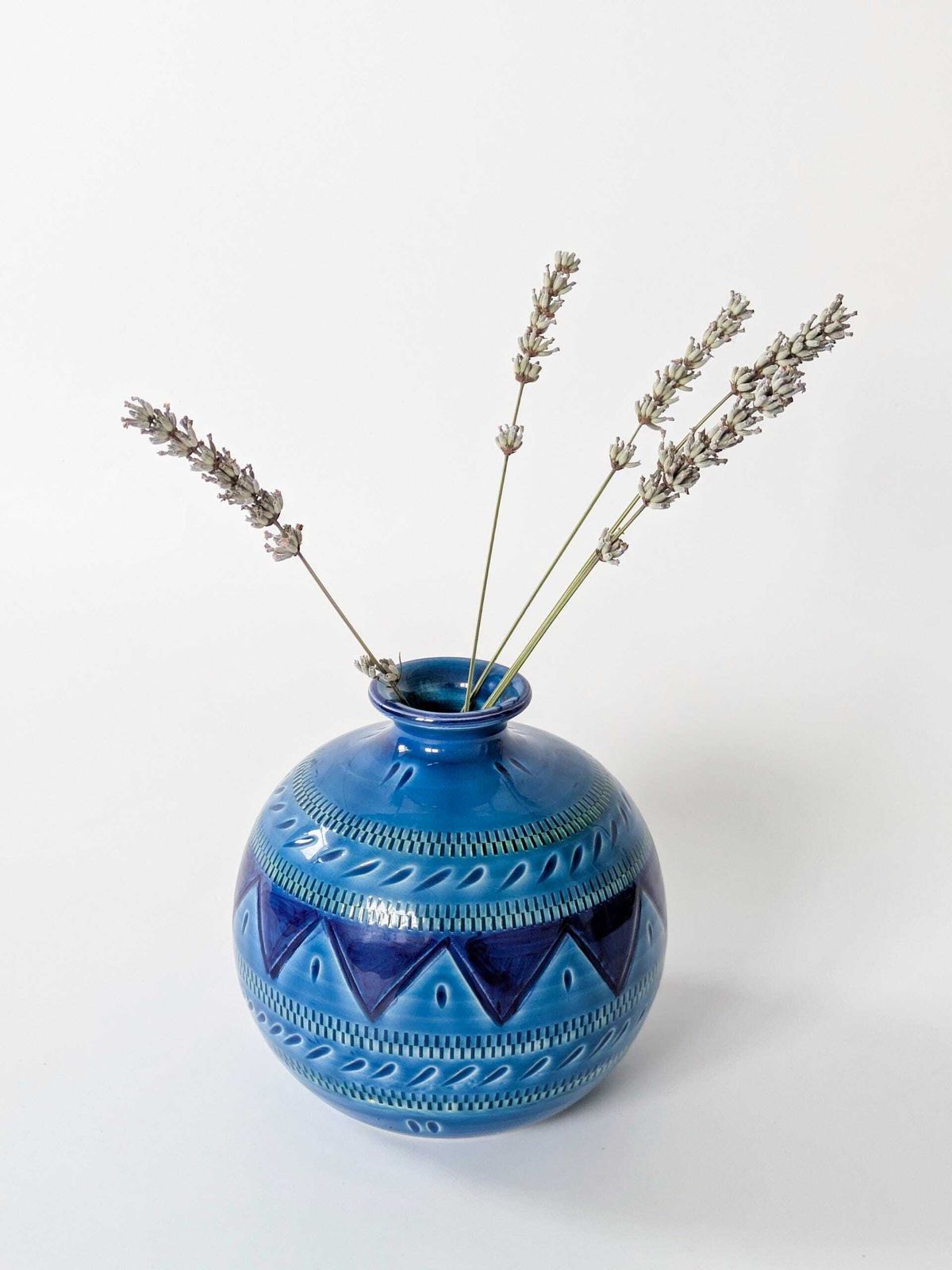 photo vintage Vintage Sardartis Castelsardo Blue Ceramic Vase Italian Rimini Blu Style Sardinia