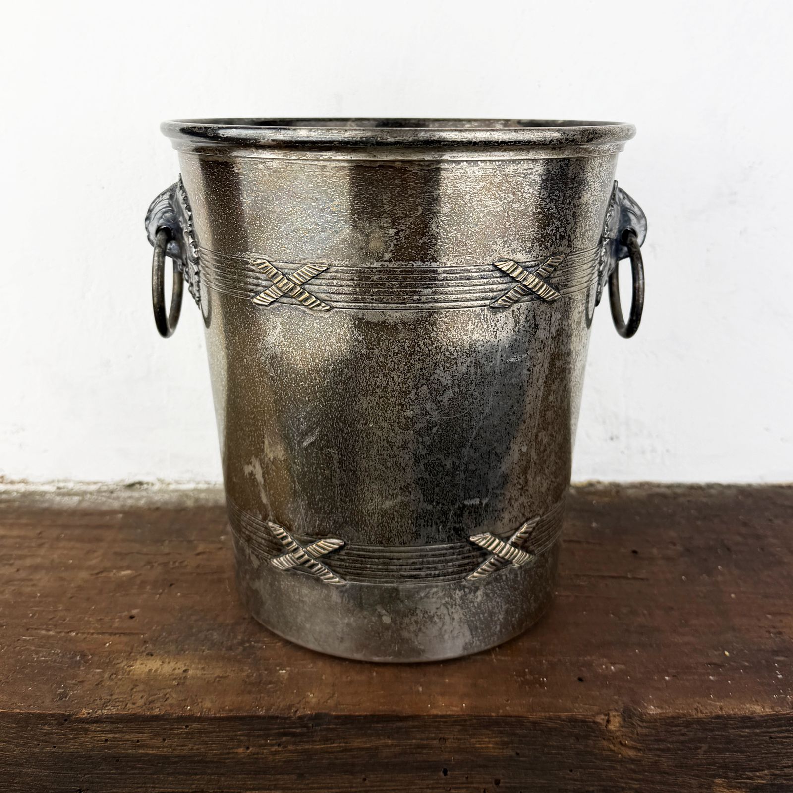 260.0 Antieke verzilverde champagnekoeler, Agrit Paris Franse wijnkoeler photo