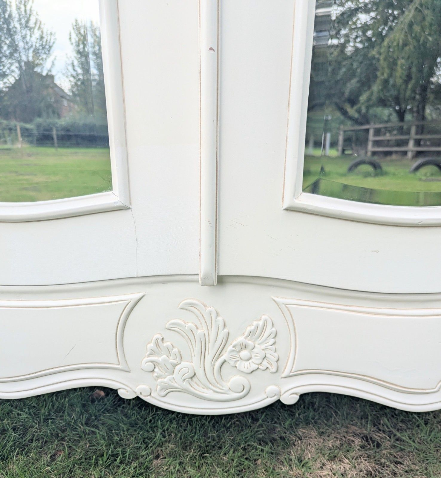 Mobilier Armoire française peinte, livraison disponible 0373 photo