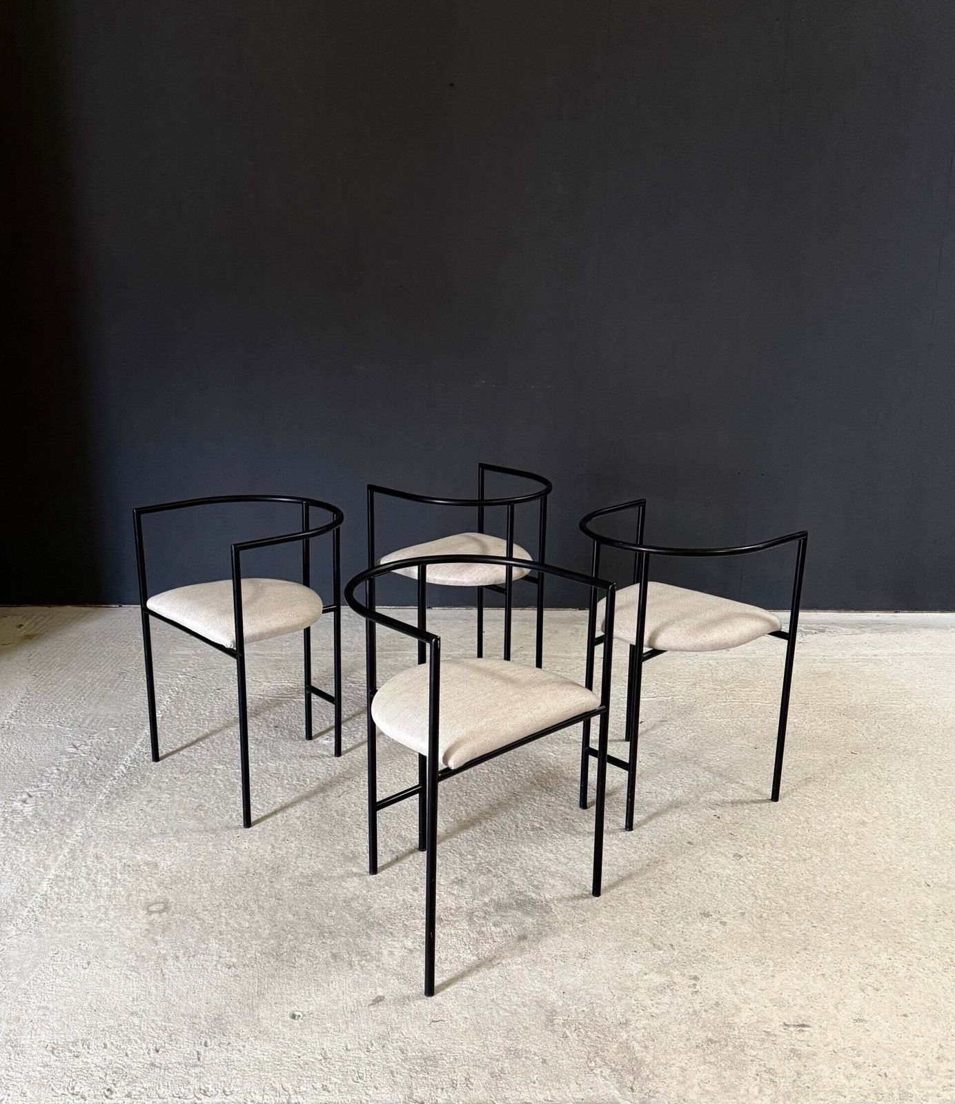 Postmodern Design 'Tokyo' Dining Chairs by Rodney Kinsman voor Bieffeplast, Italië jaren 1980