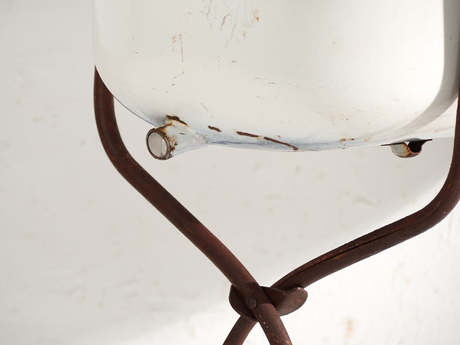 photo furniture Antique Bathtub In Enamelled Iron – Central Europe, Circa 1950 #5