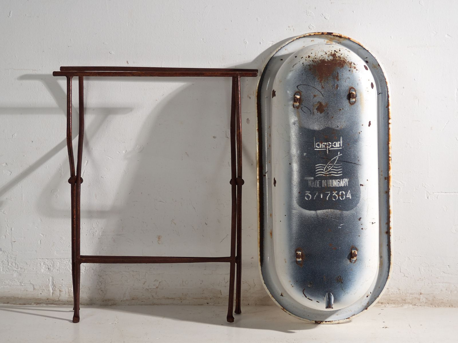492.0 Antique Bathtub In Enamelled Iron – Central Europe, Circa 1950 #5 photo