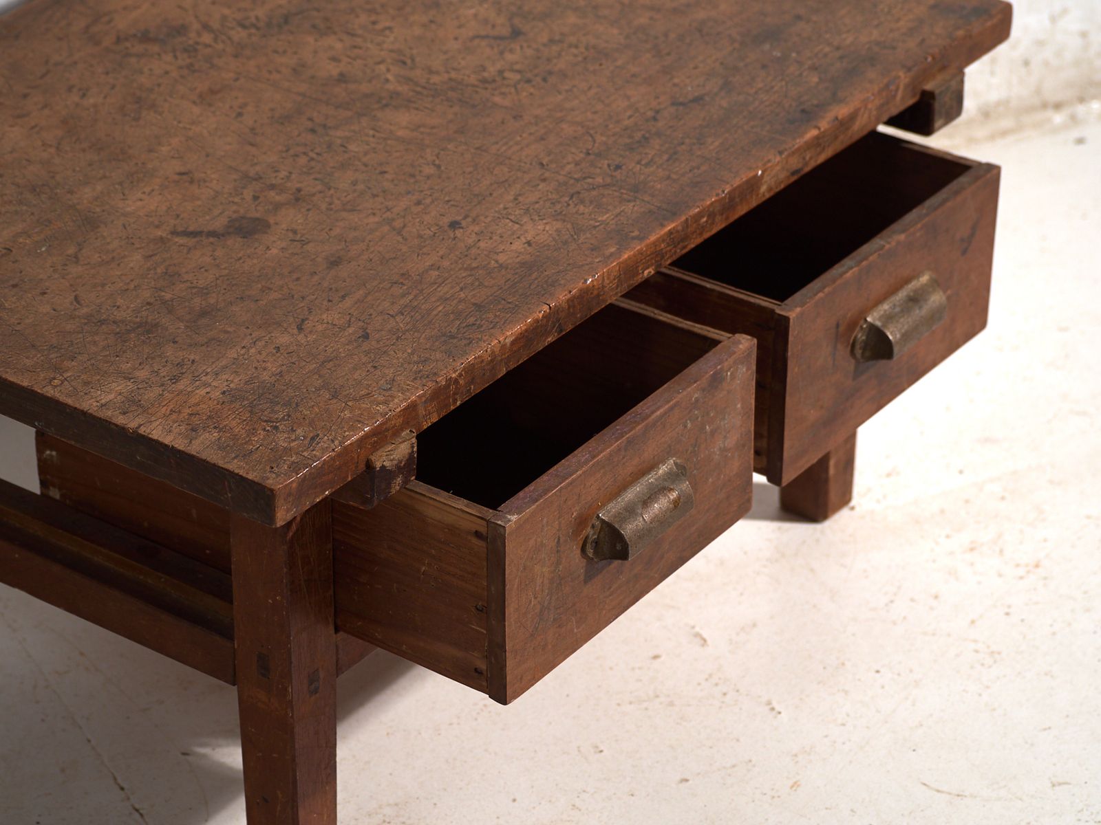 Antique Japanese Low Table In Wood – Japan, Circa 1930 photo vinterior